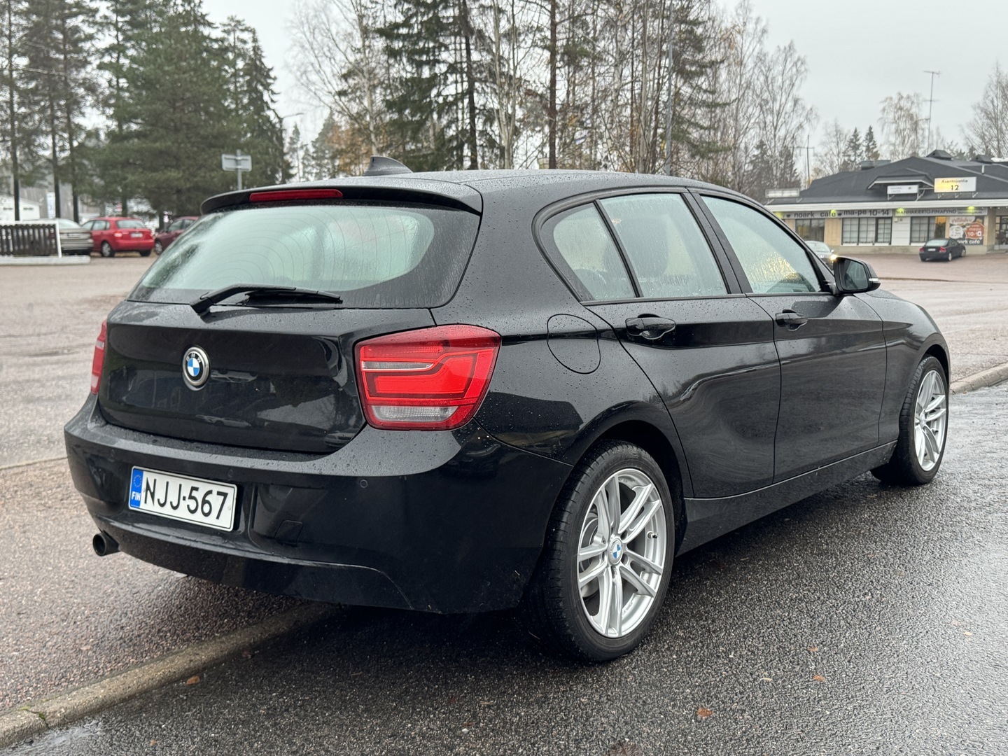 BMW 114 2015