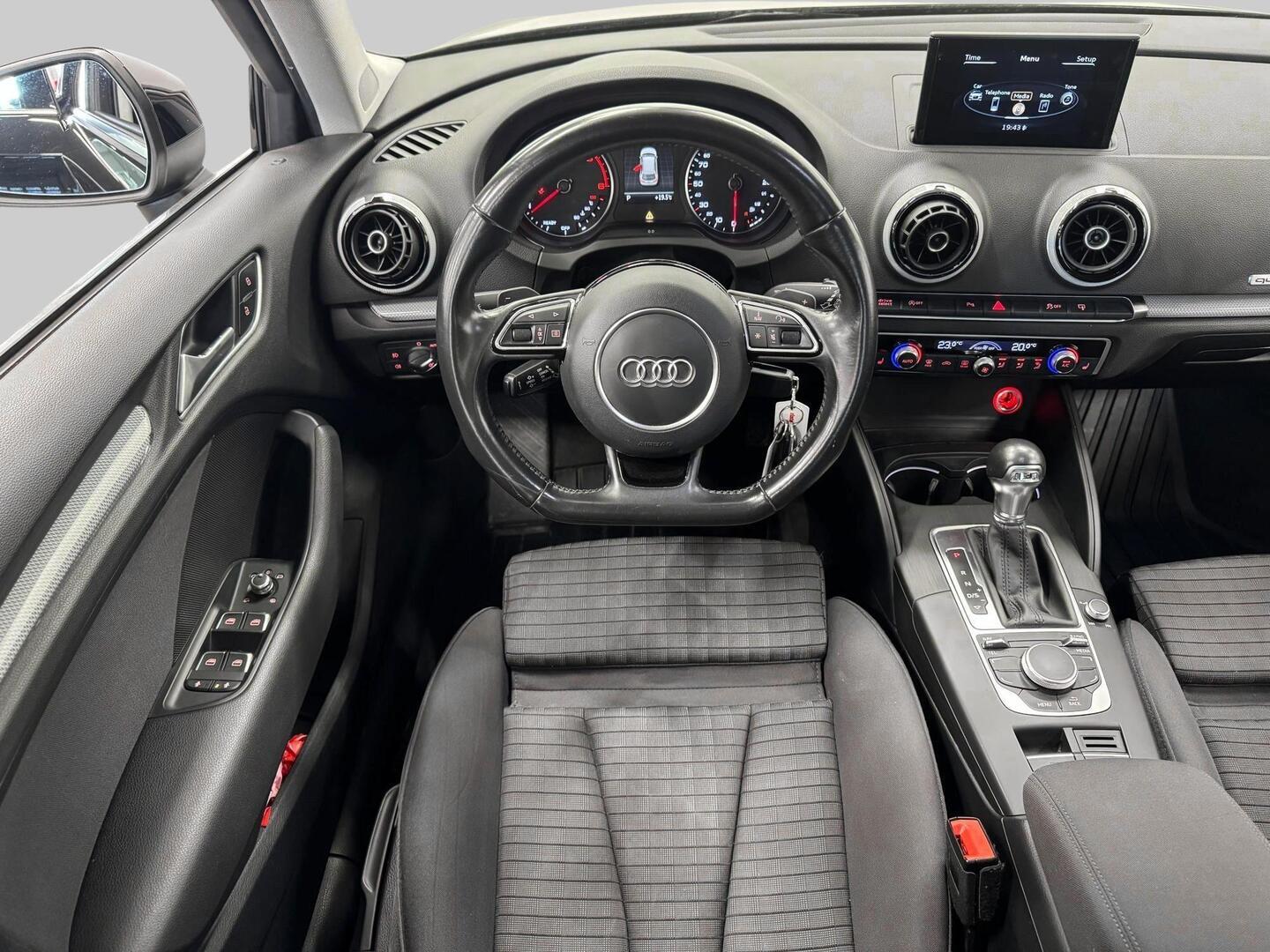 AUDI A3 2016