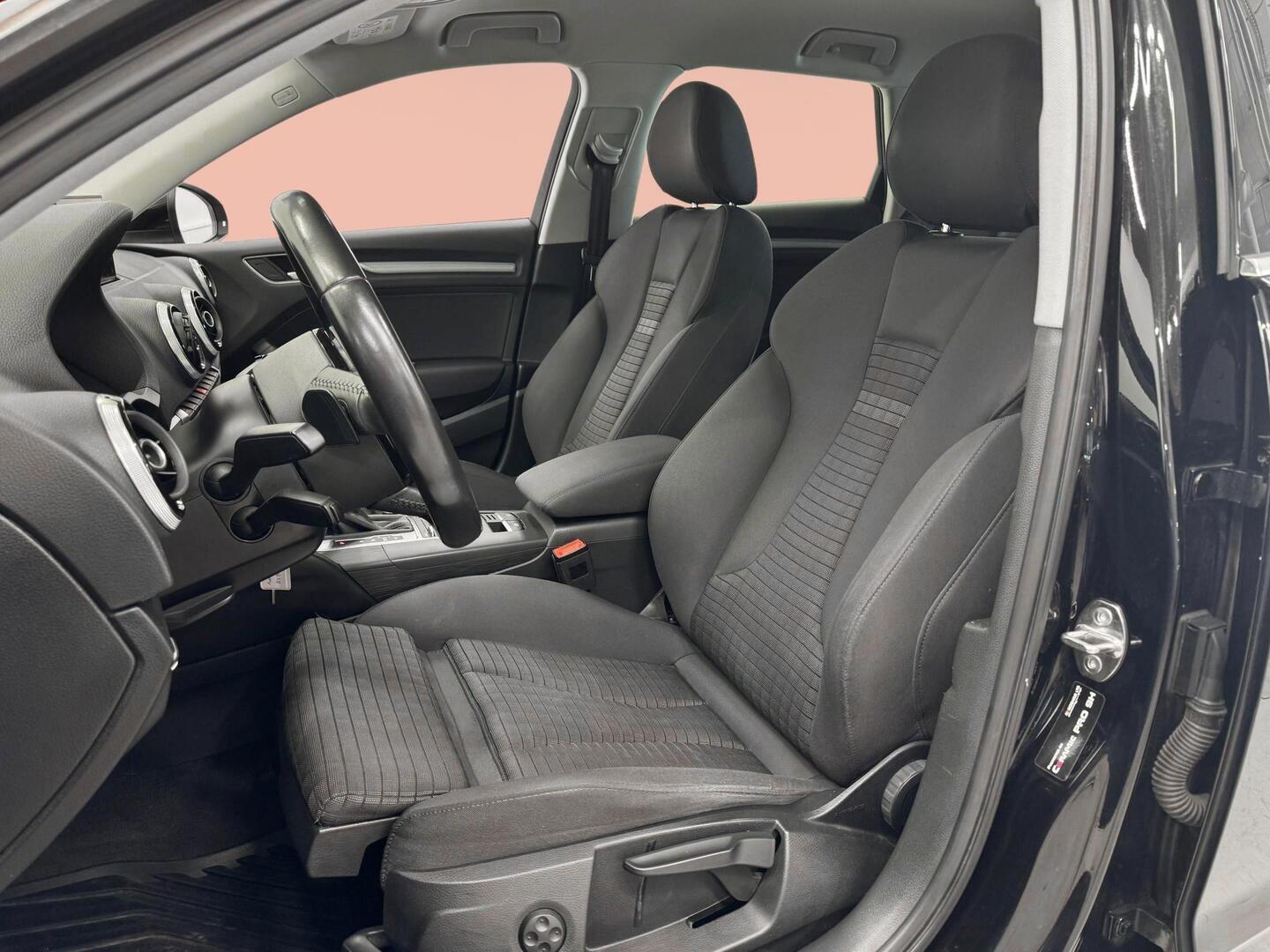 AUDI A3 2016