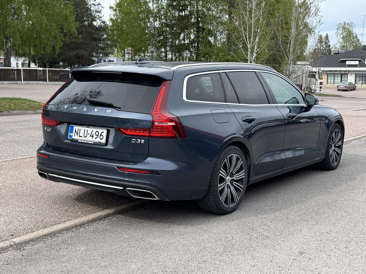 VOLVO V60 2020