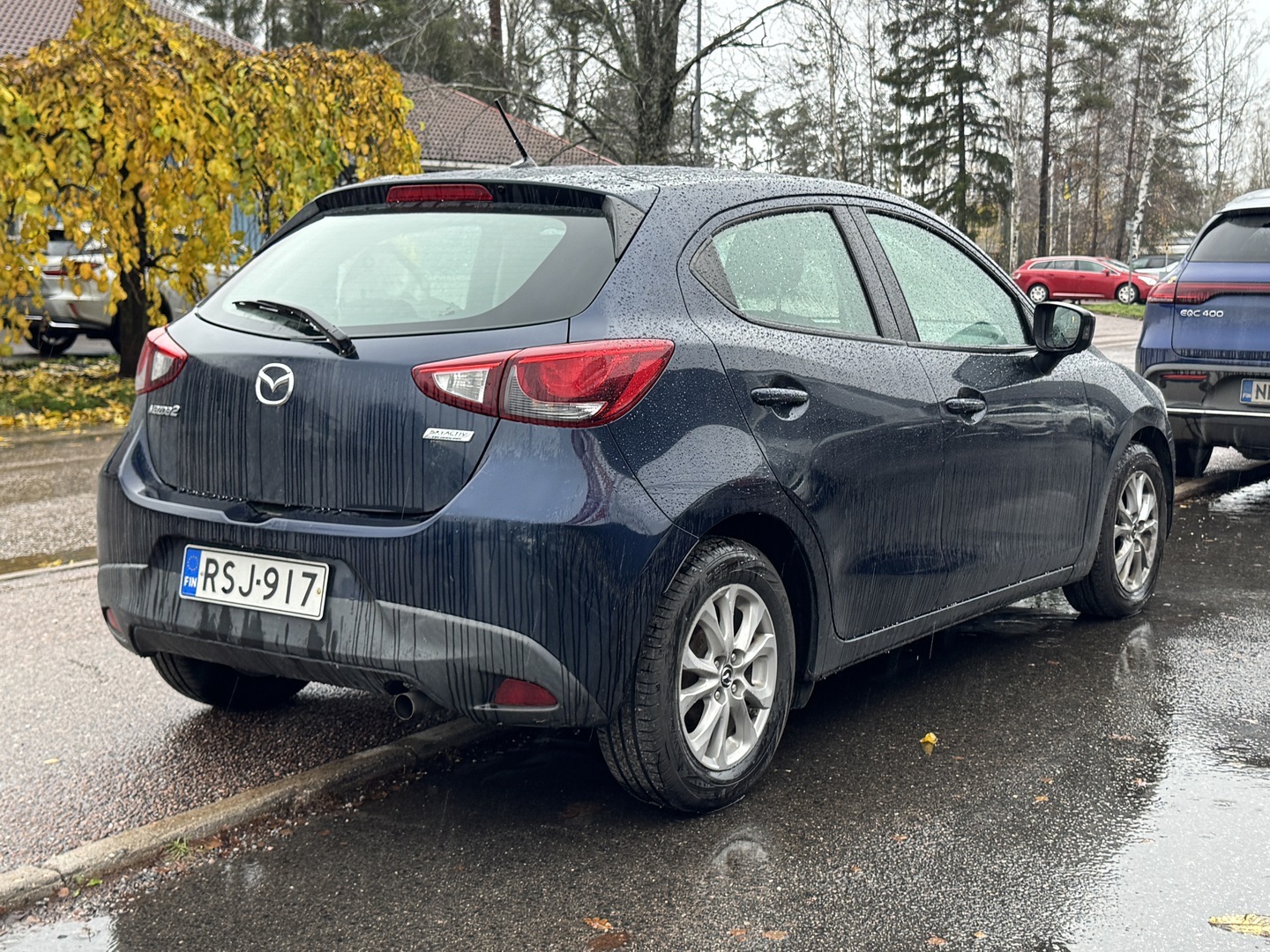 MAZDA 2 2015