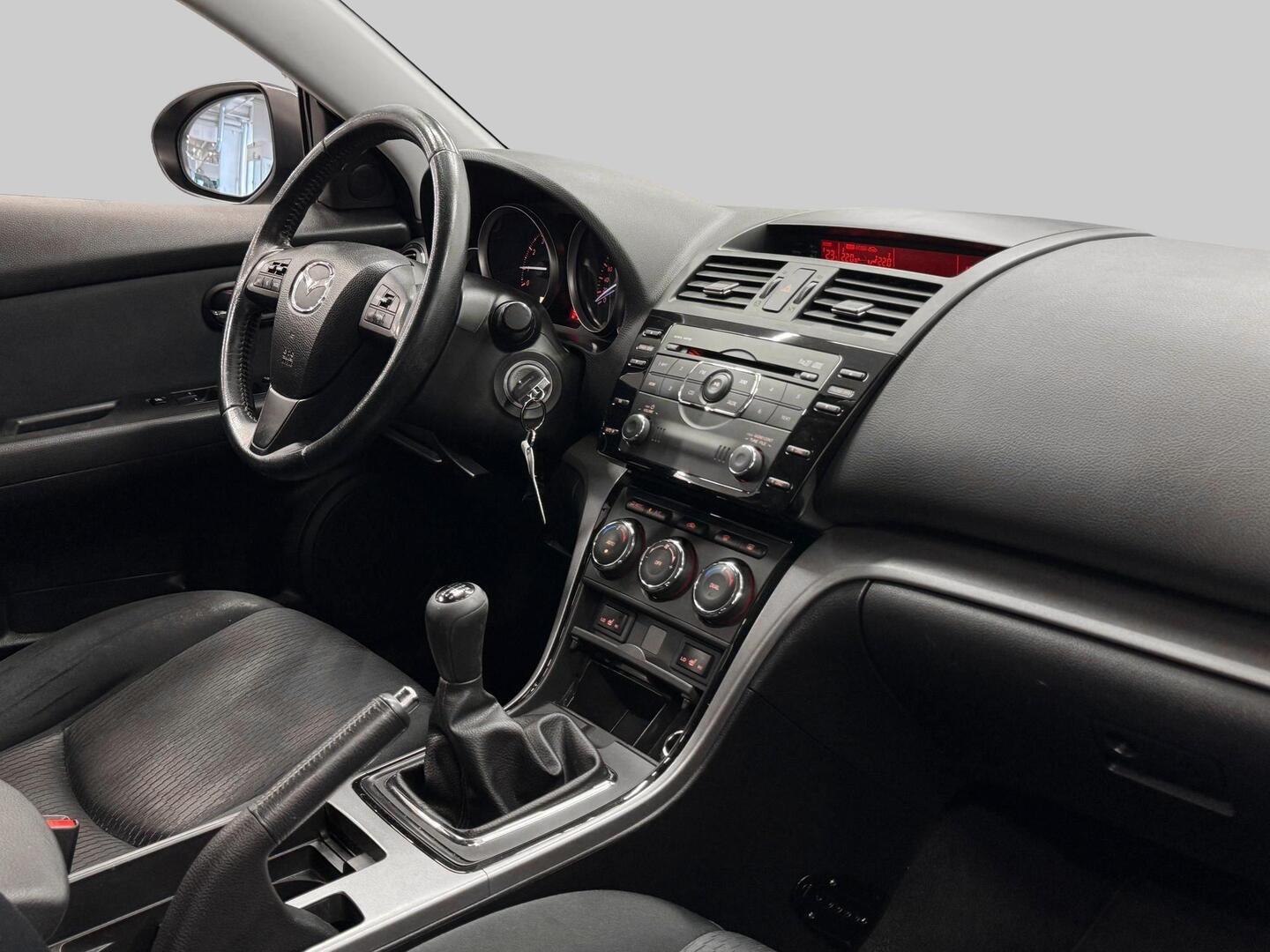 MAZDA 6 2012