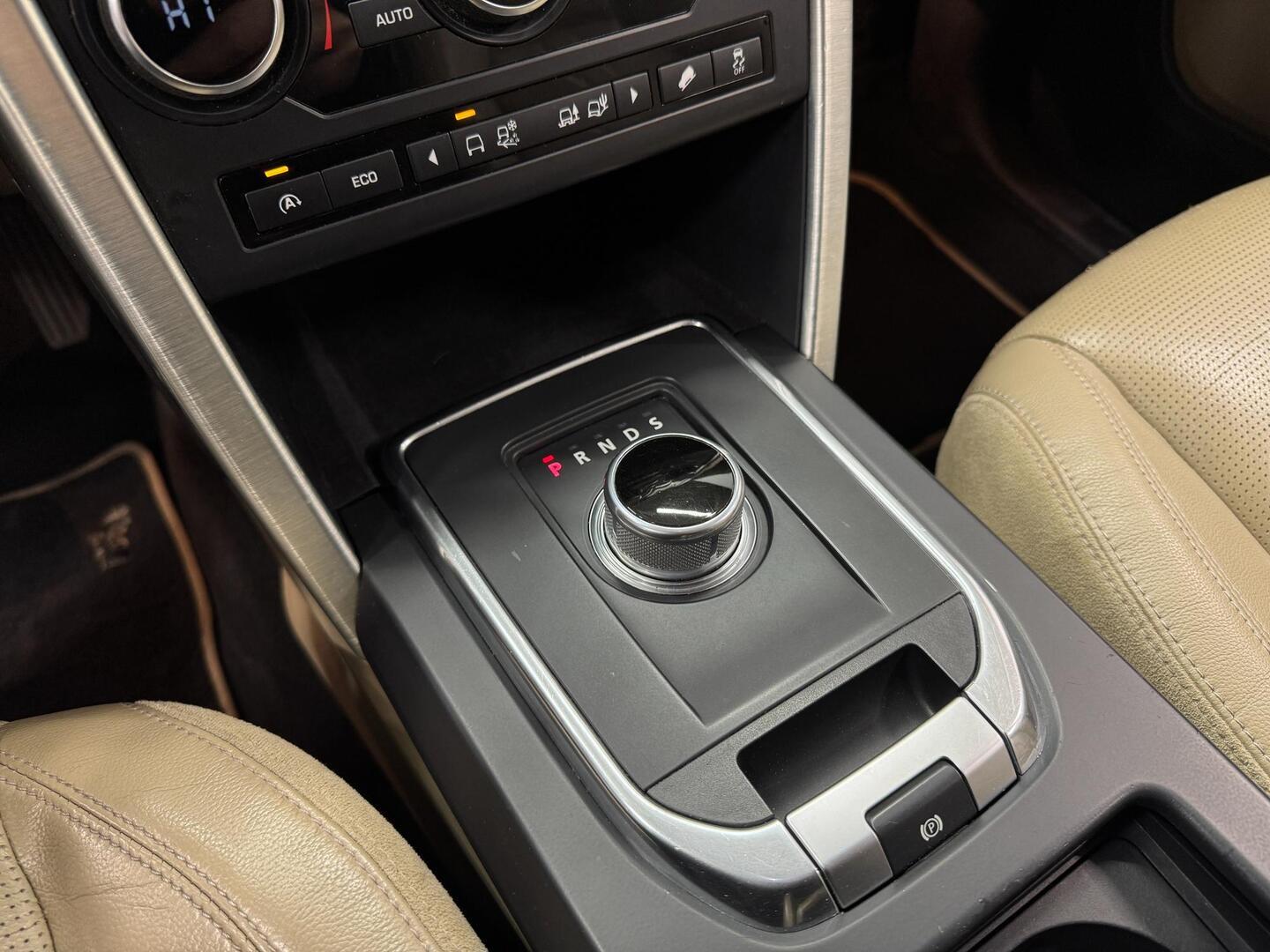 LAND ROVER DISCOVERY SPORT 2016