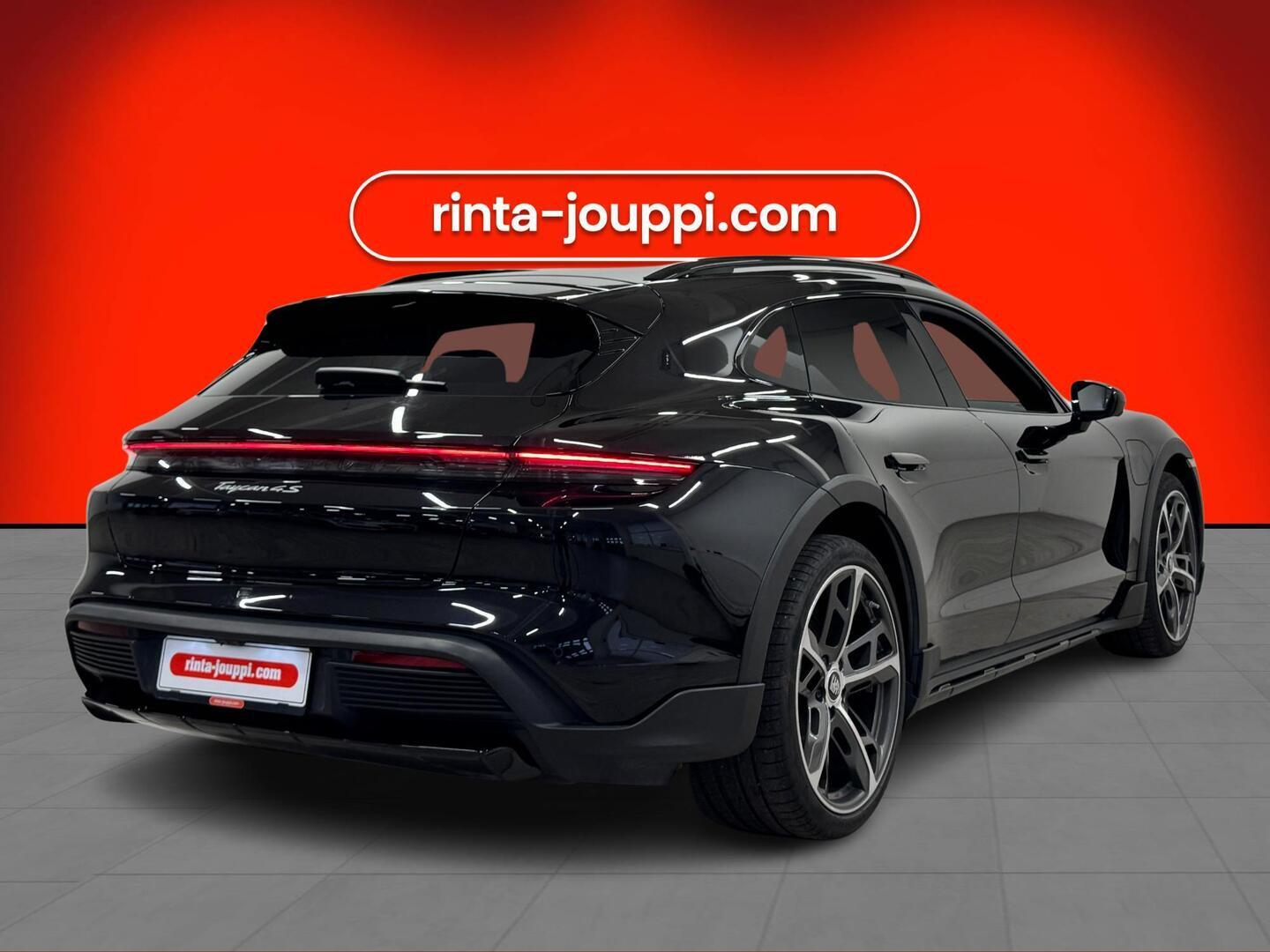 PORSCHE TAYCAN 2023