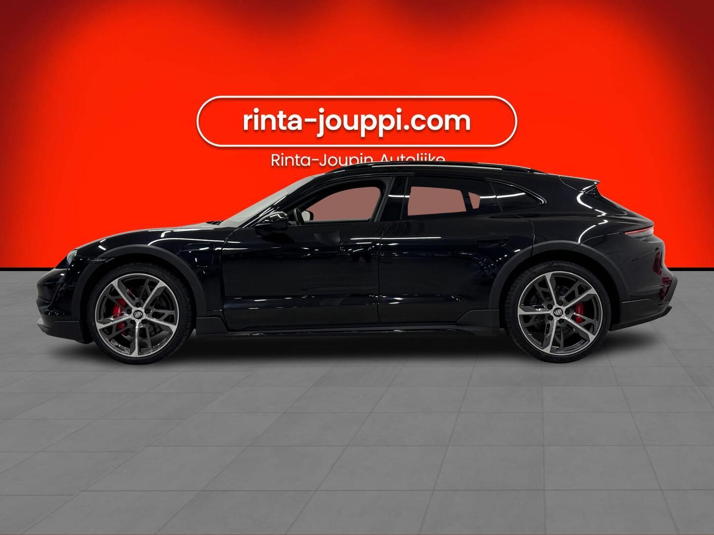 PORSCHE TAYCAN 2023
