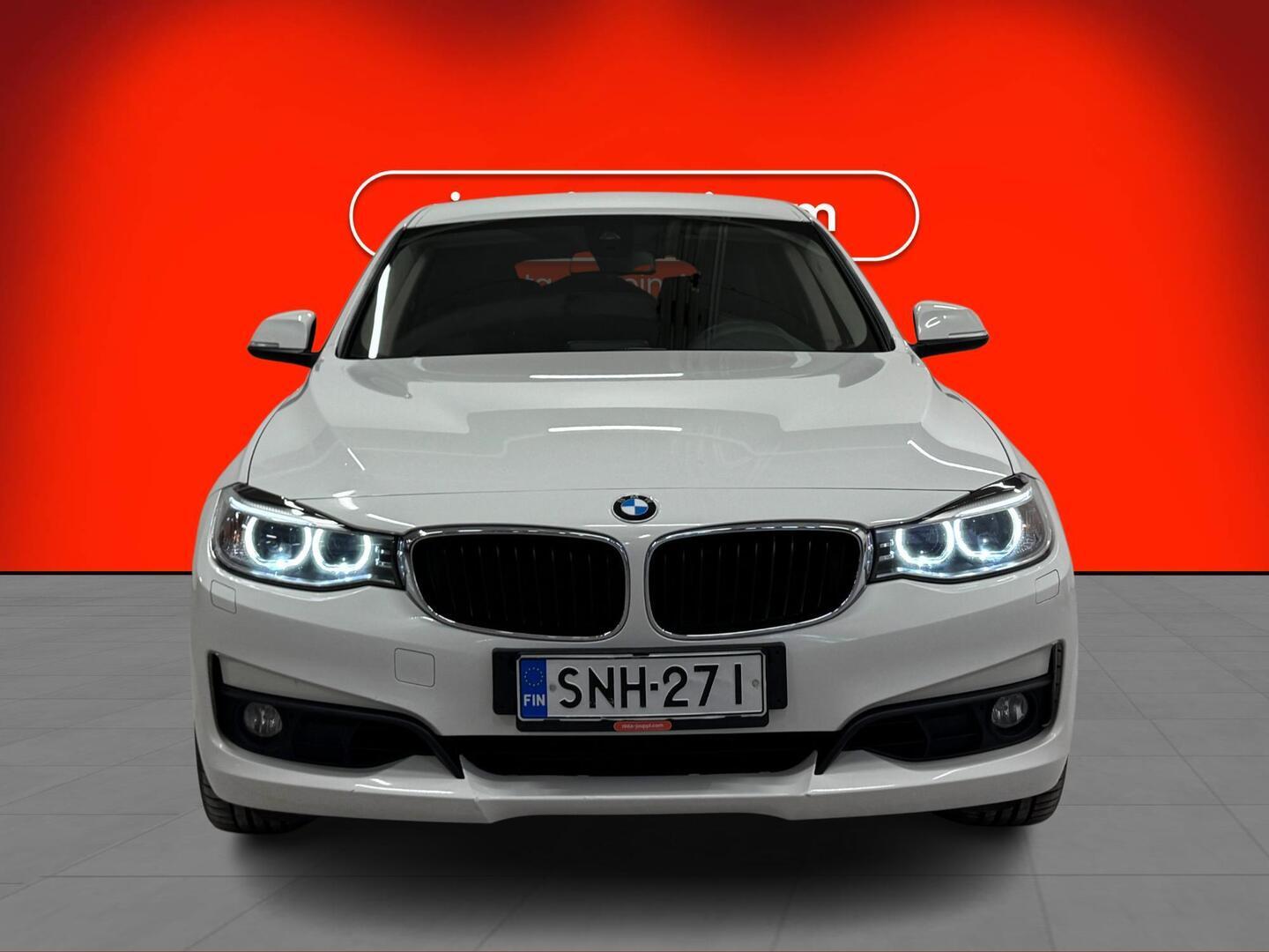 BMW 320 Gran Turismo 2015