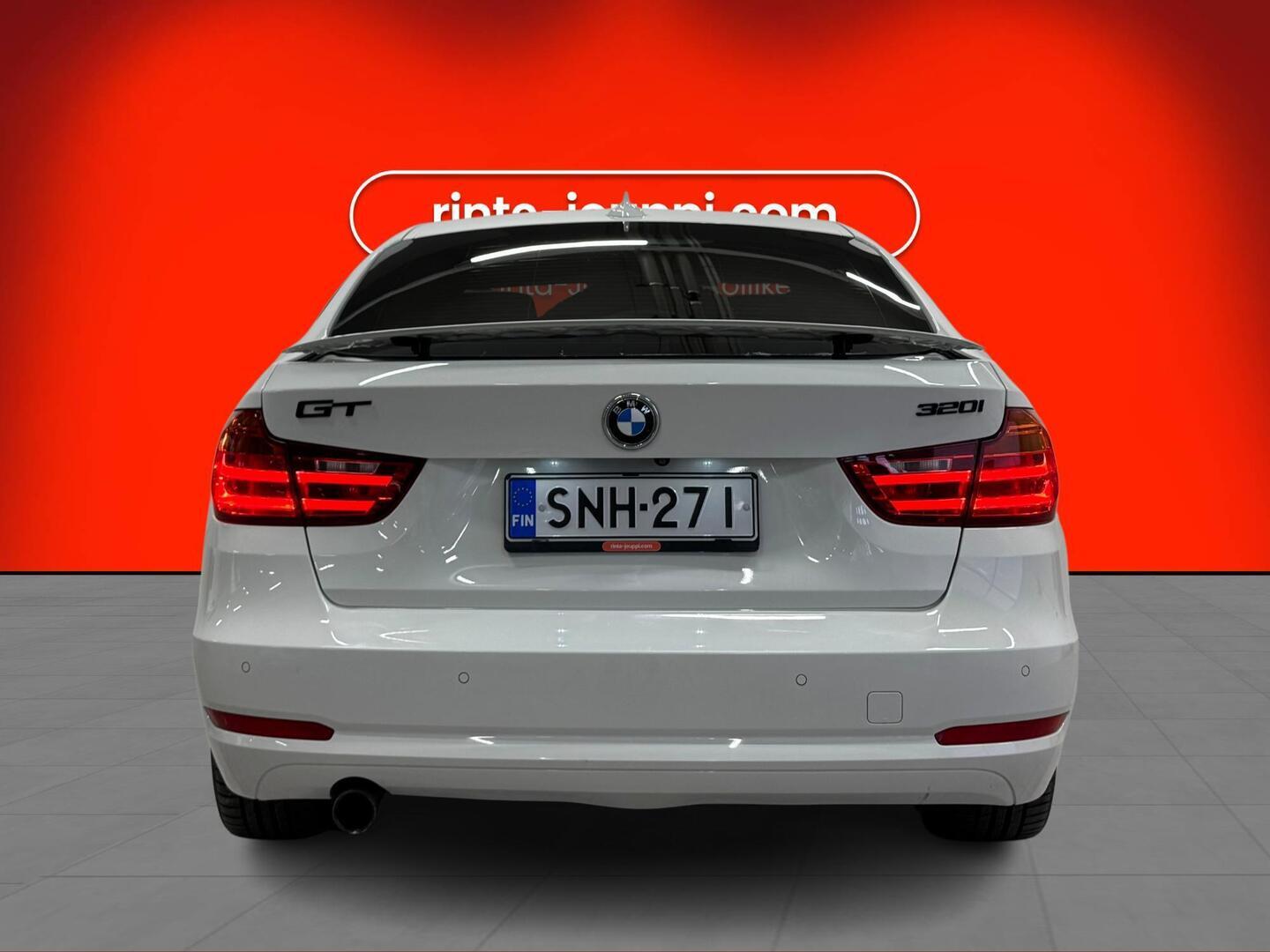BMW 320 Gran Turismo 2015