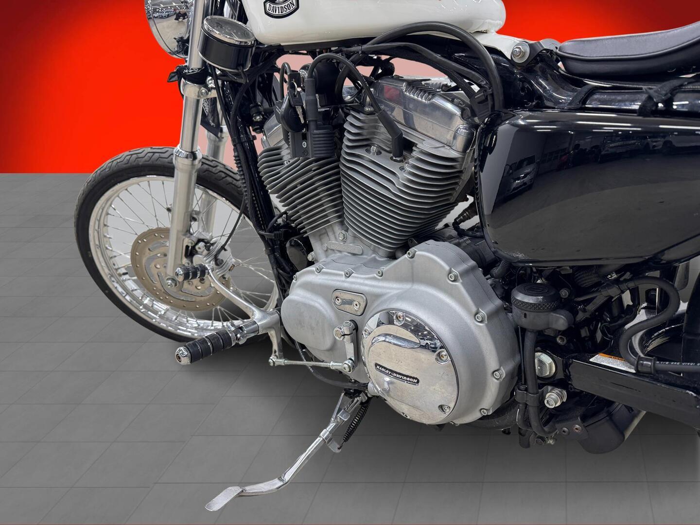 HARLEY-DAVIDSON SPORTSTER 2009