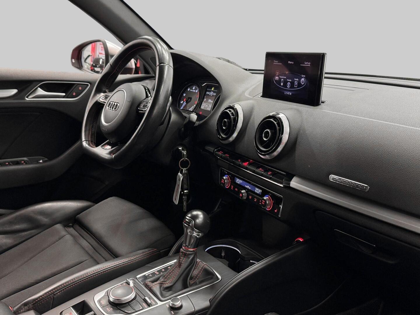 AUDI S3 2014
