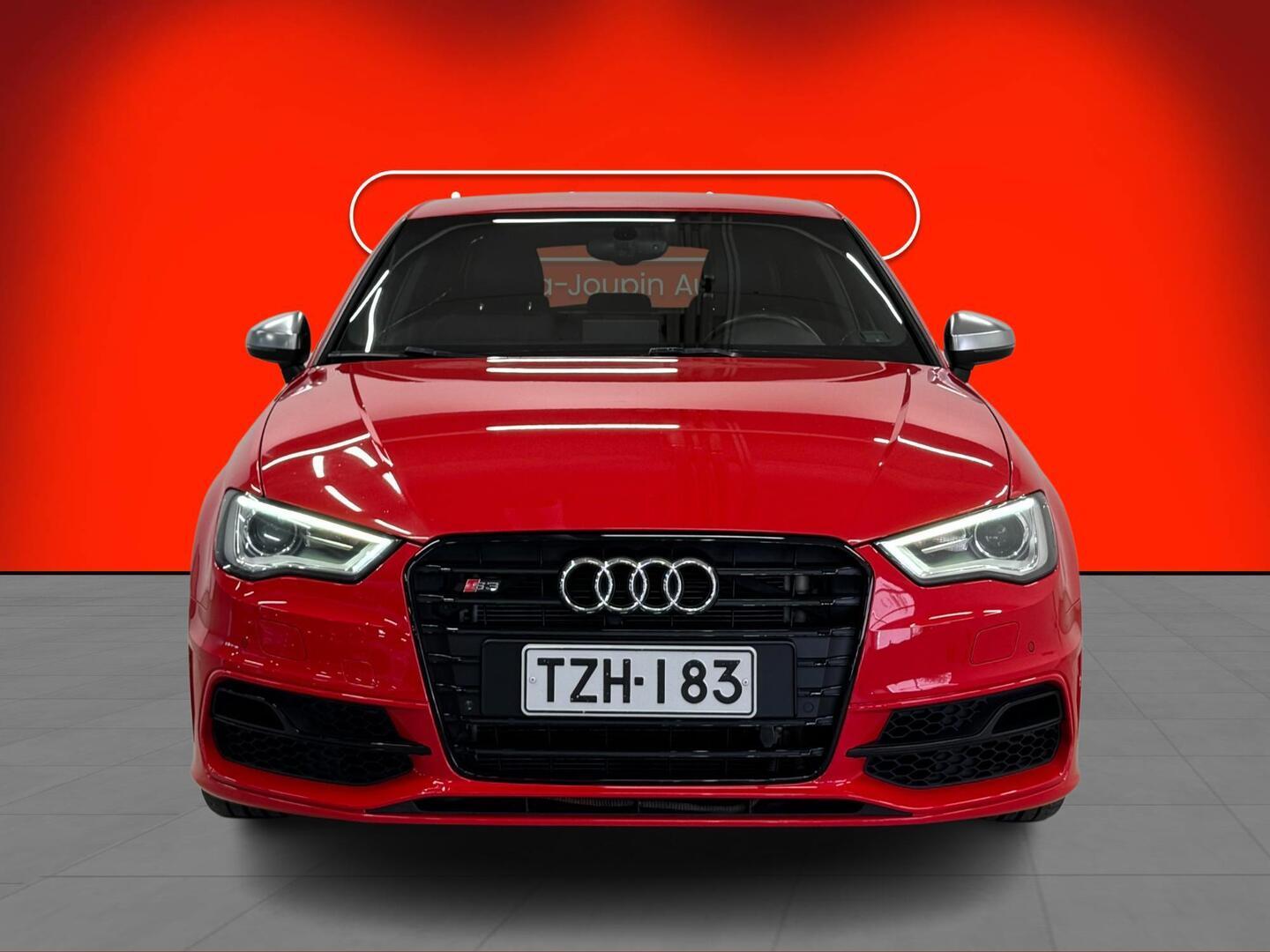 AUDI S3 2014