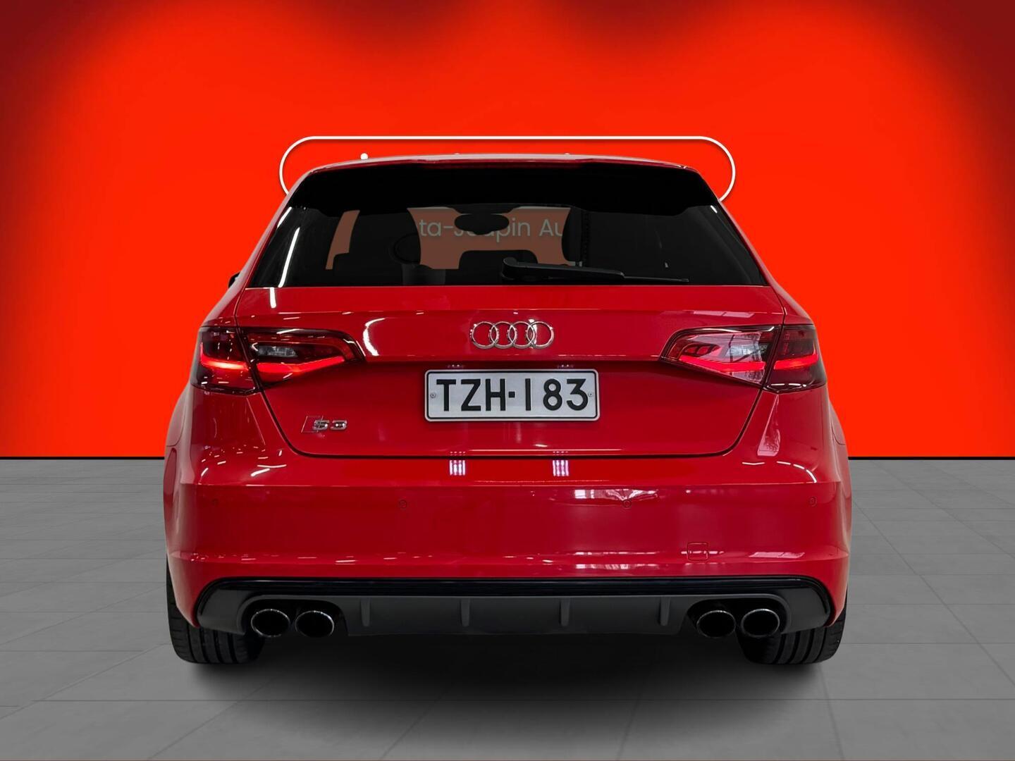 AUDI S3 2014