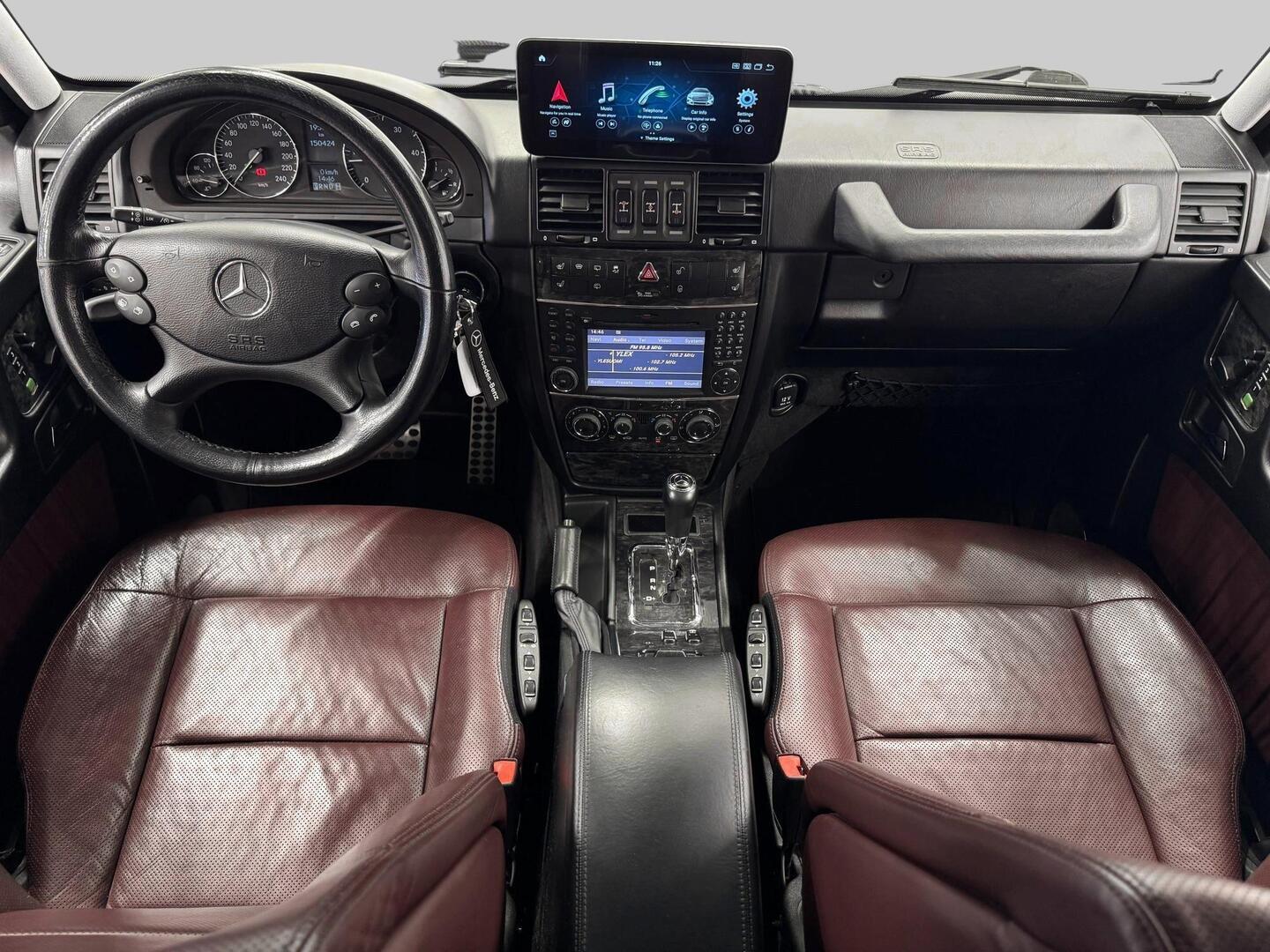 MERCEDES-BENZ G 2011