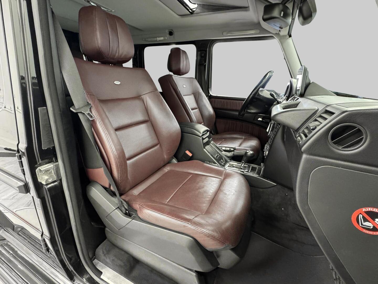 MERCEDES-BENZ G 2011