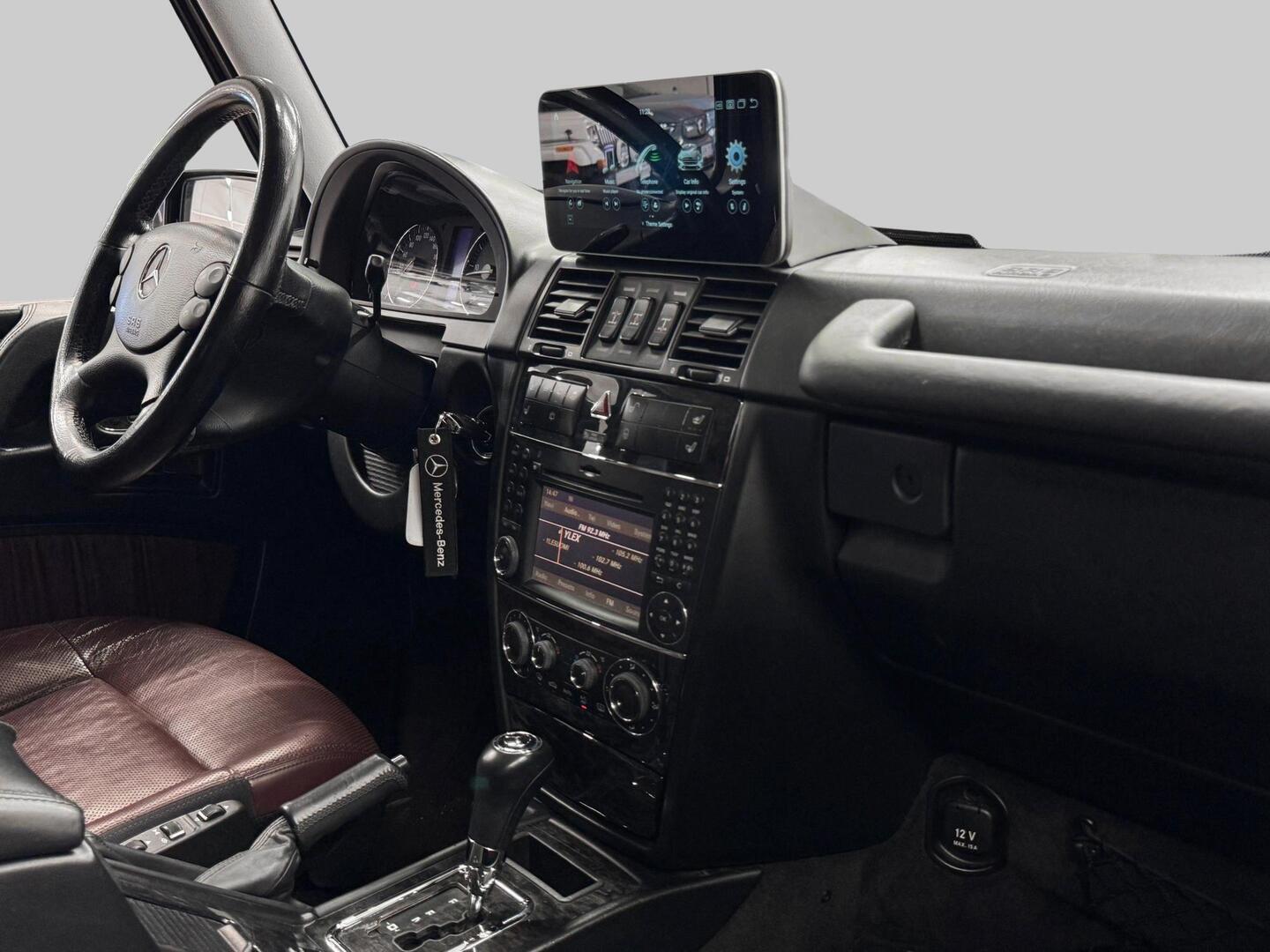 MERCEDES-BENZ G 2011