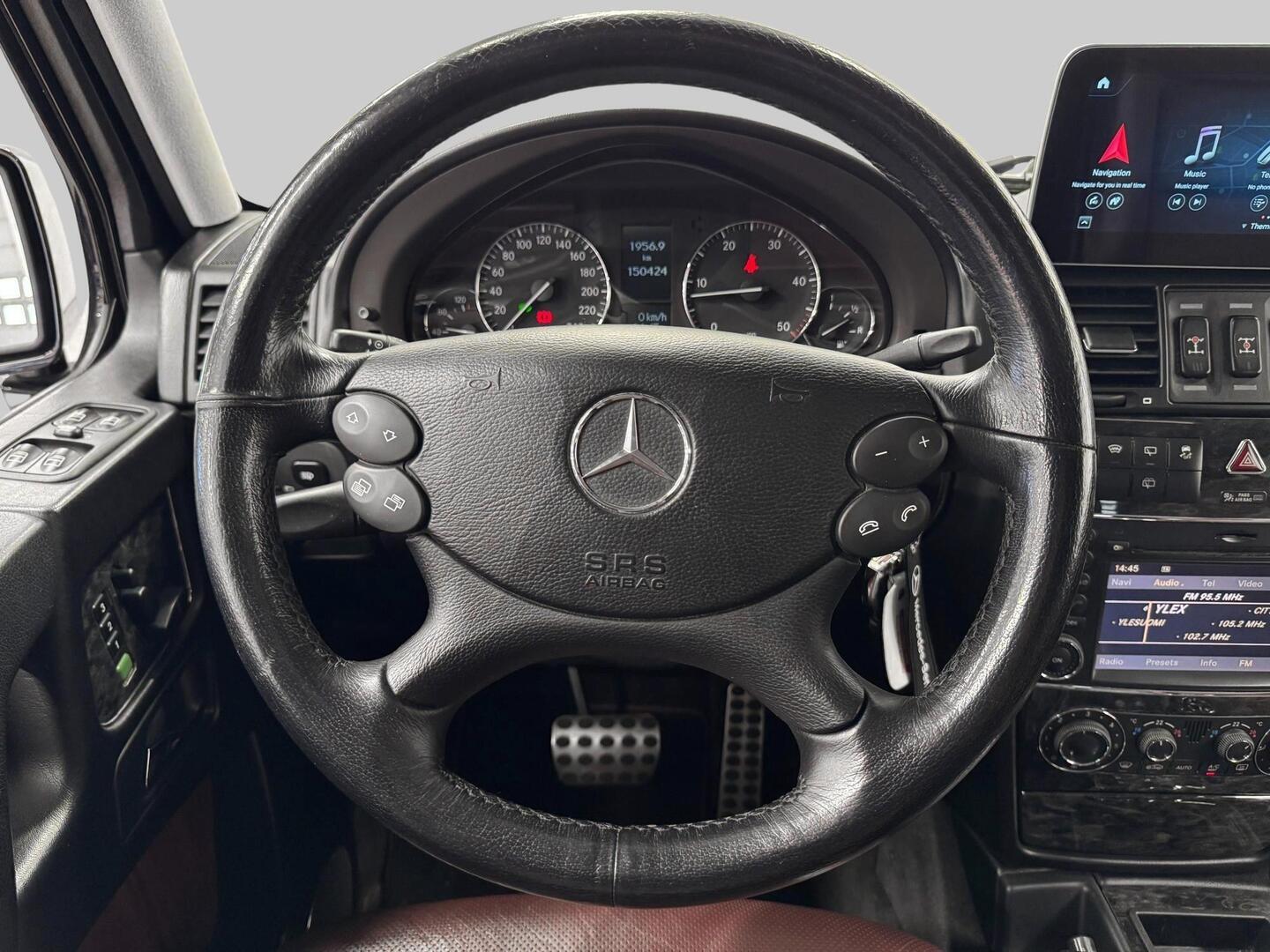MERCEDES-BENZ G 2011