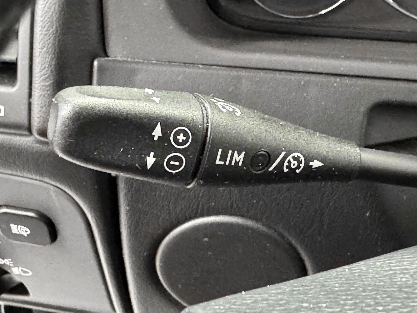 MERCEDES-BENZ G 2011