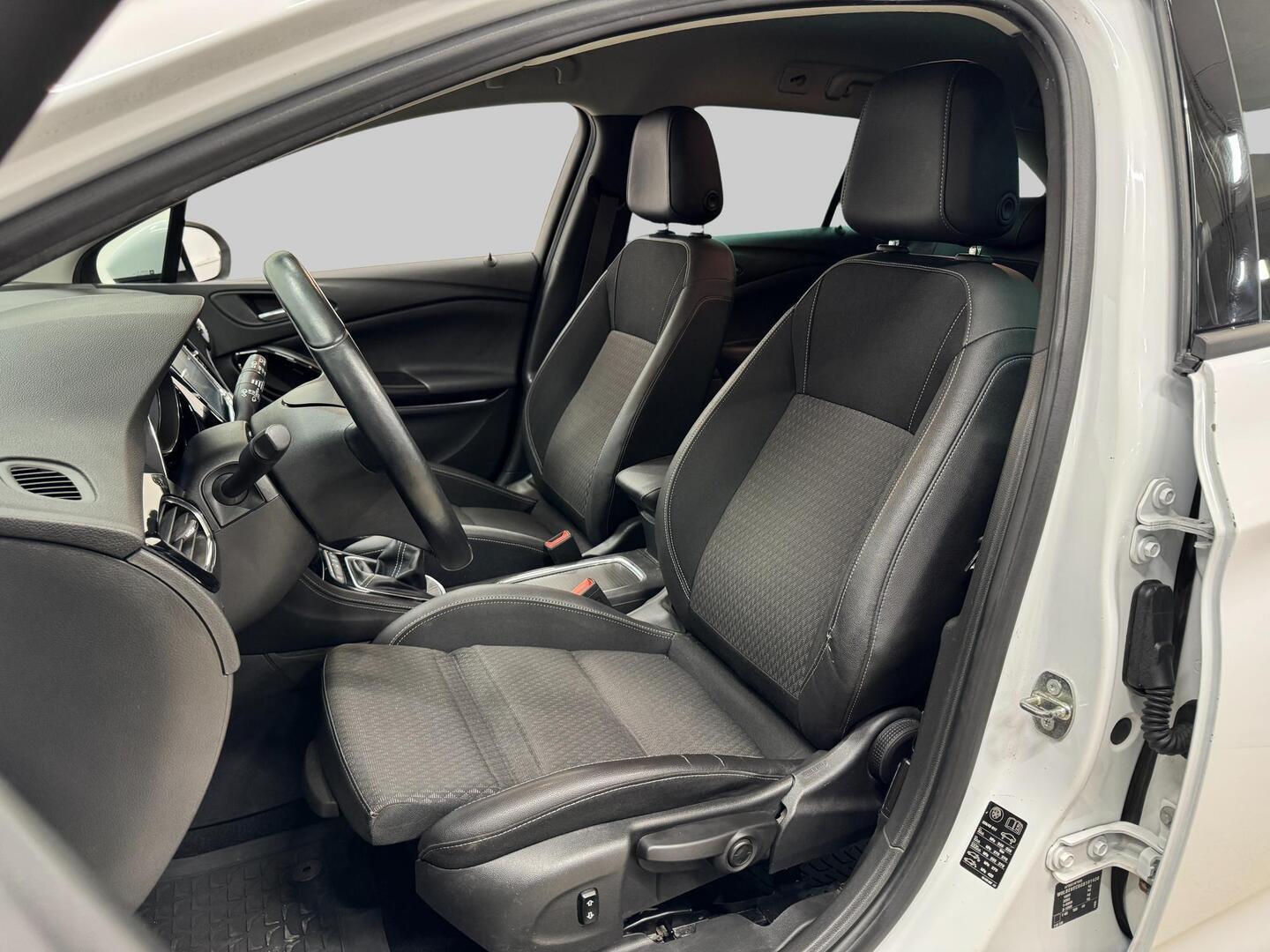 OPEL Astra 2016