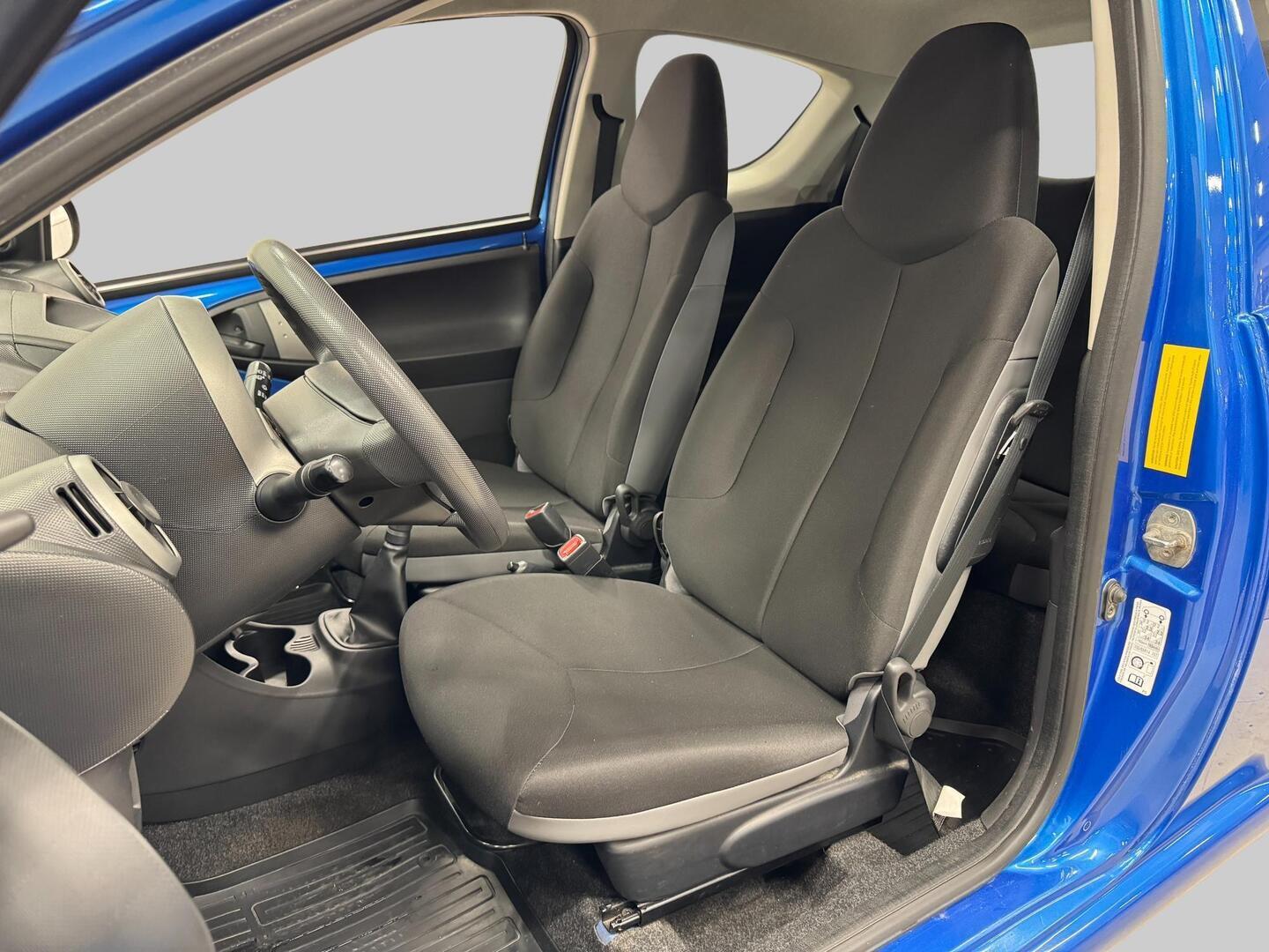 TOYOTA AYGO 2013