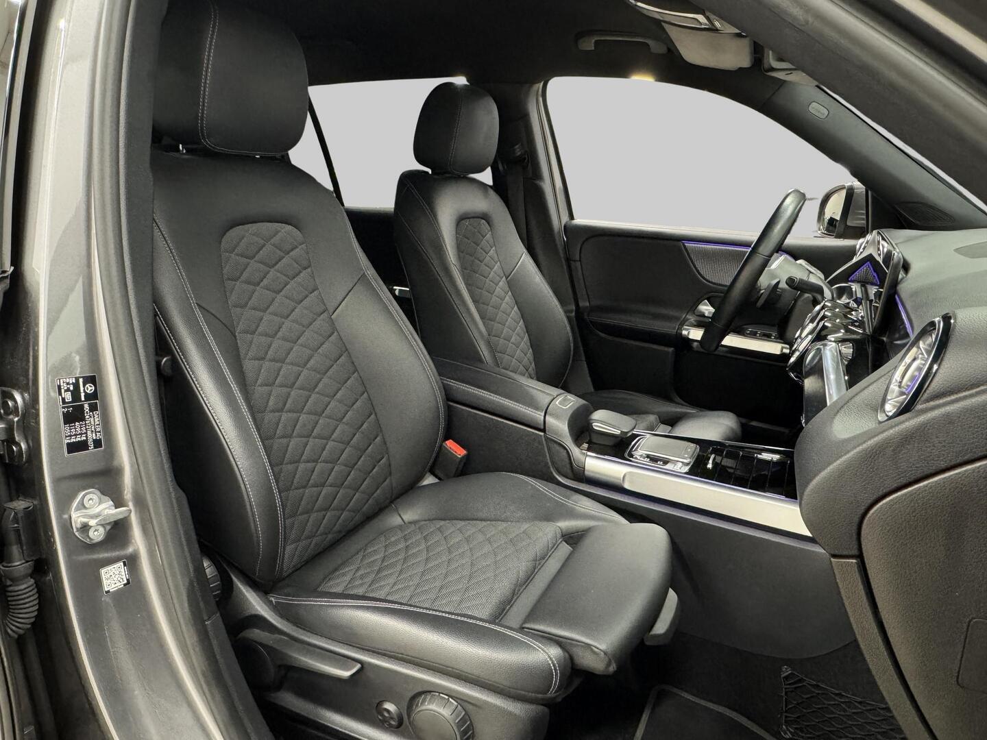 MERCEDES-BENZ GLB 2020