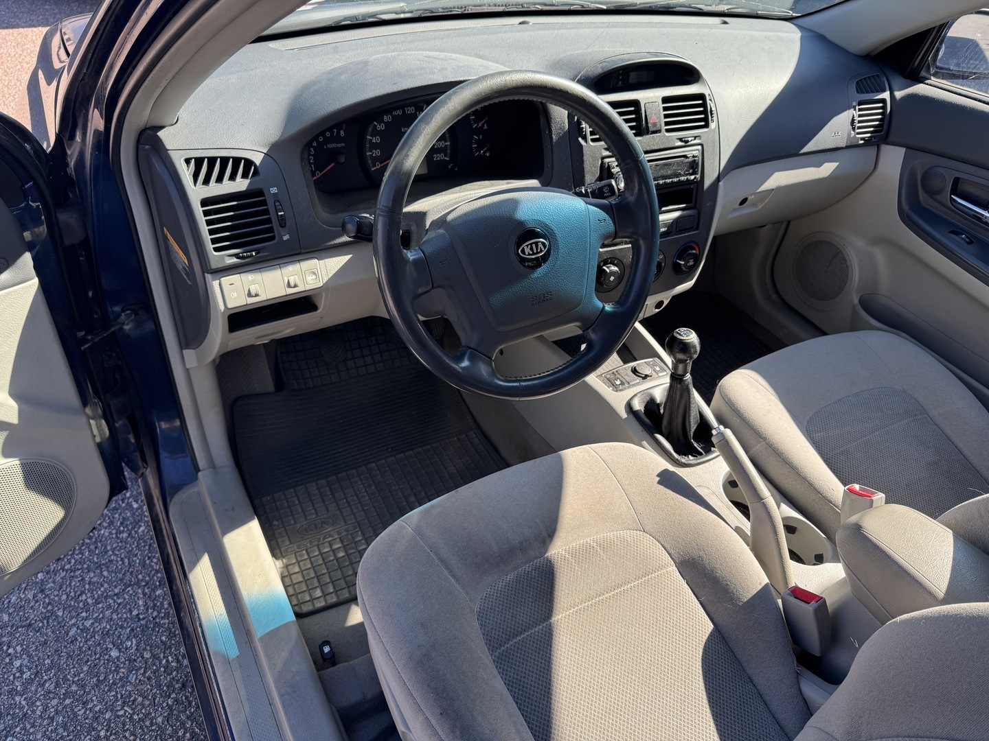 KIA Cerato 2006