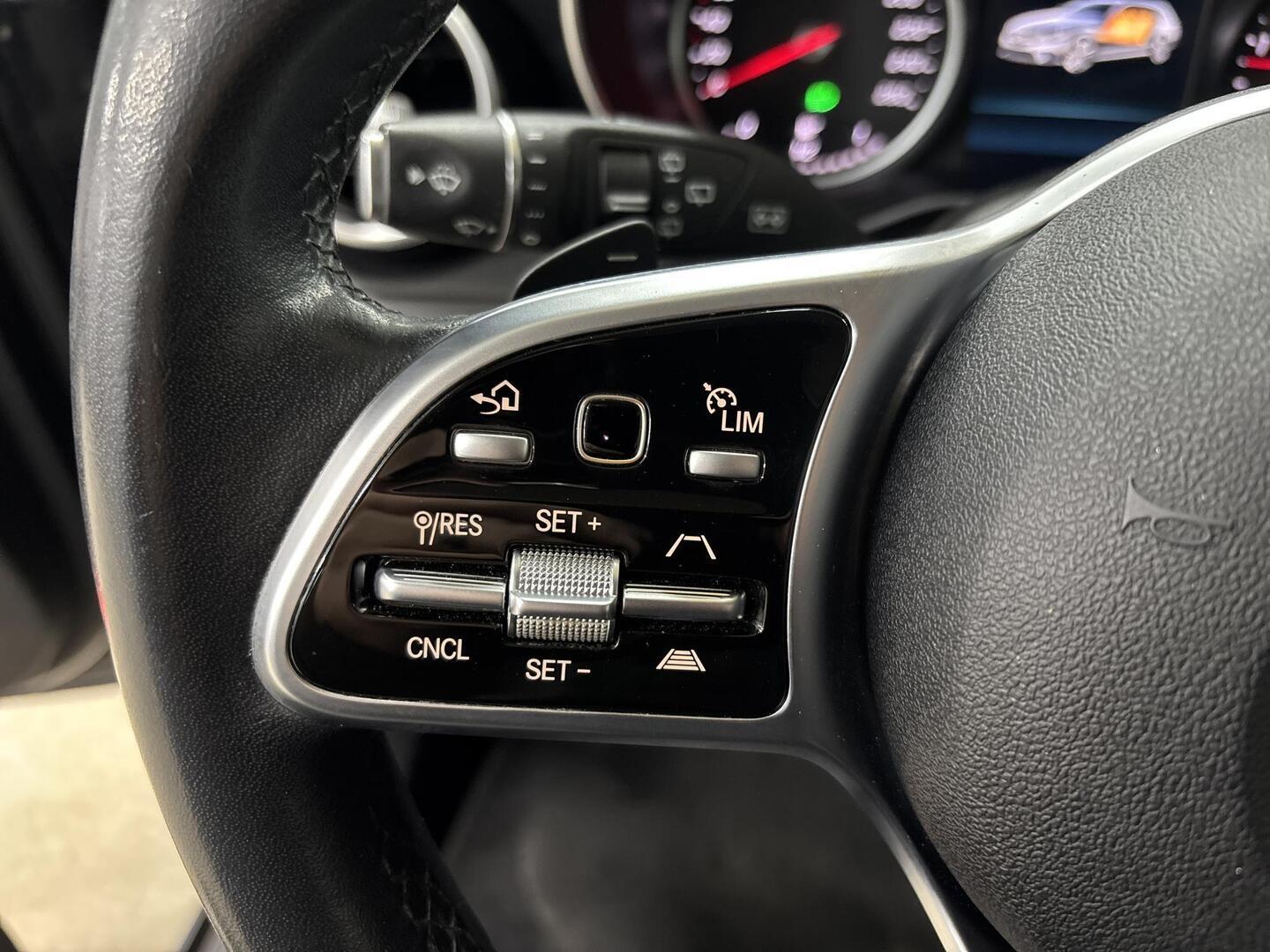 MERCEDES-BENZ C 2020