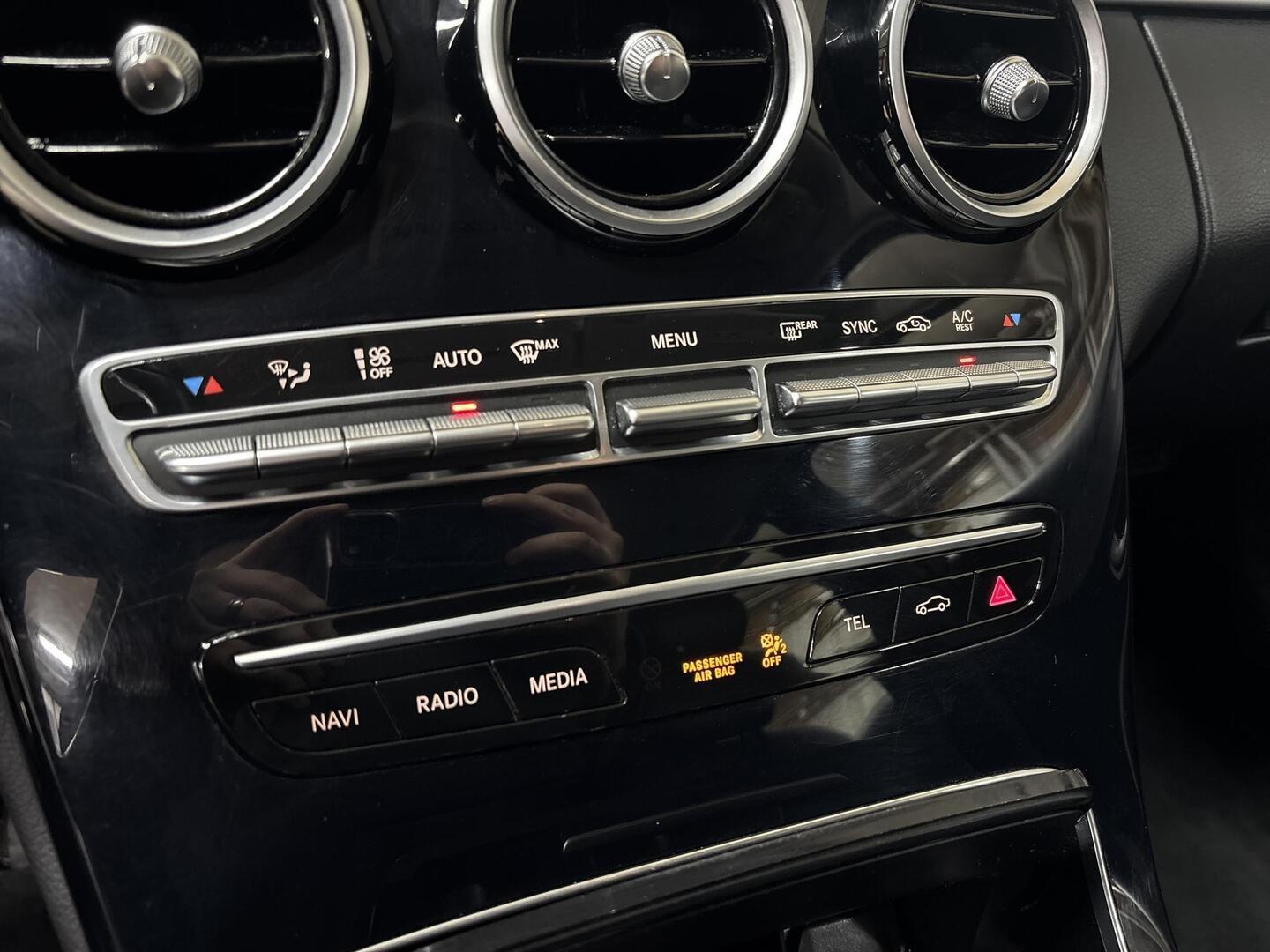 MERCEDES-BENZ C 2020
