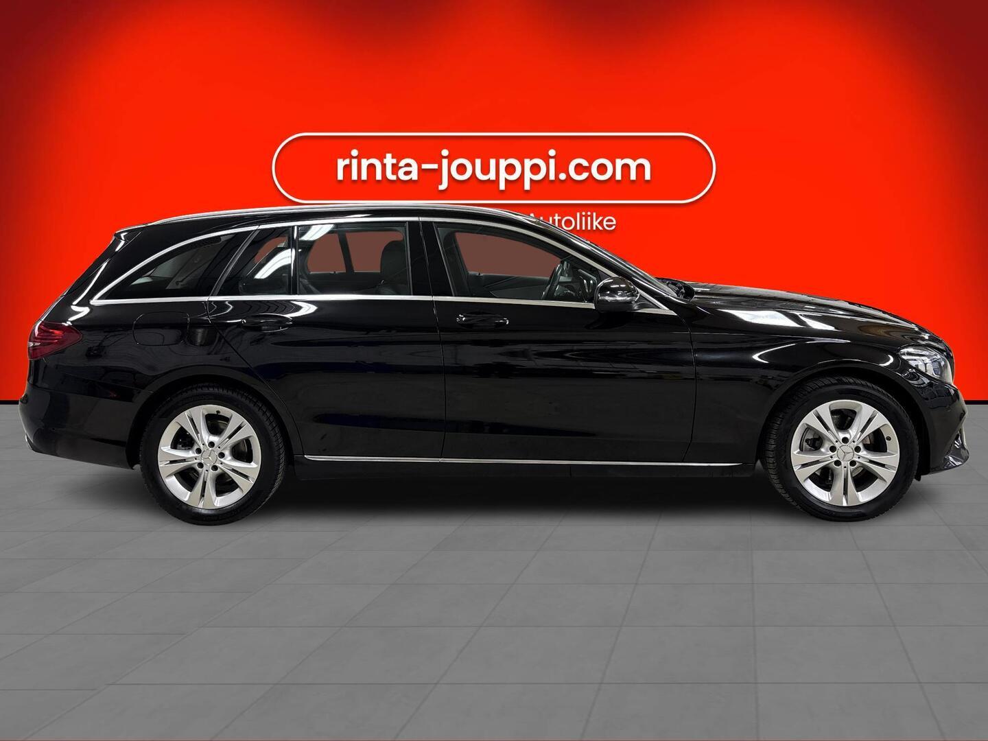 MERCEDES-BENZ C 2020
