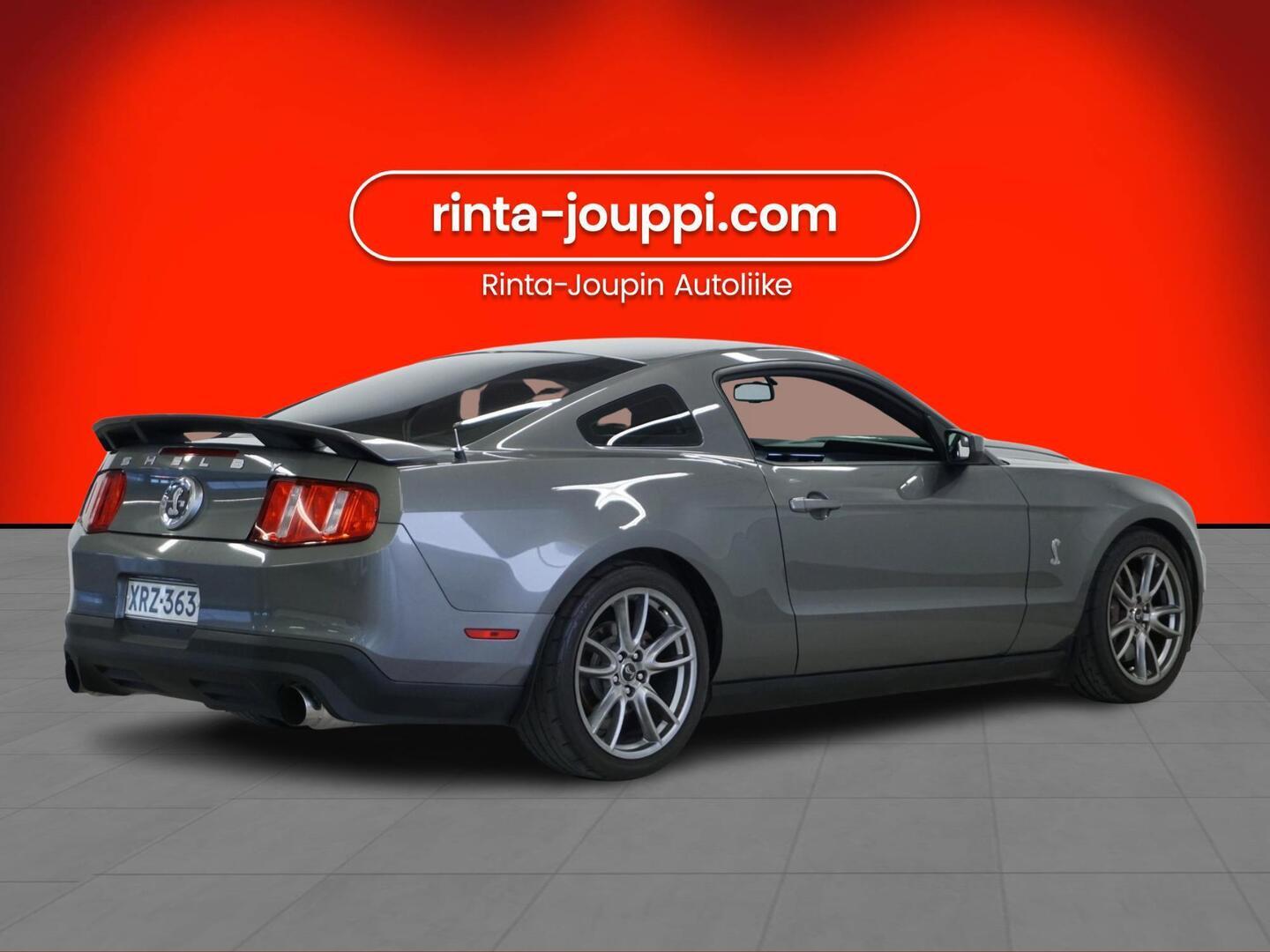 FORD Mustang 2011