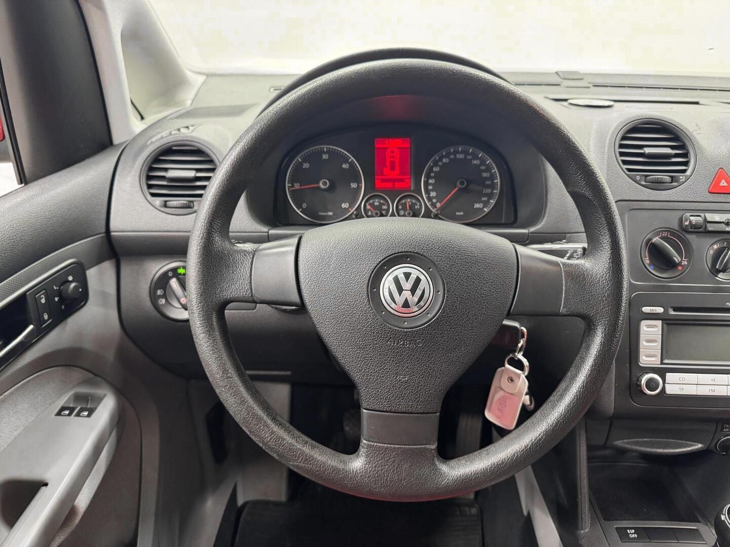 VOLKSWAGEN Caddy 2009