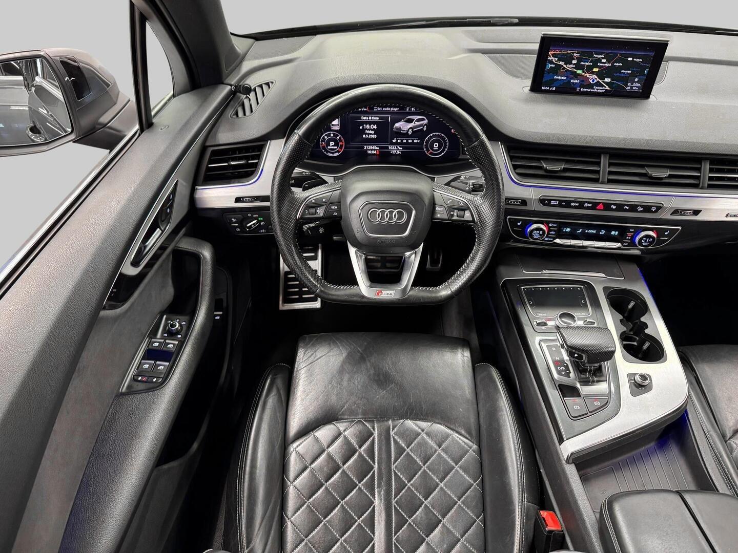 AUDI Q7 2017