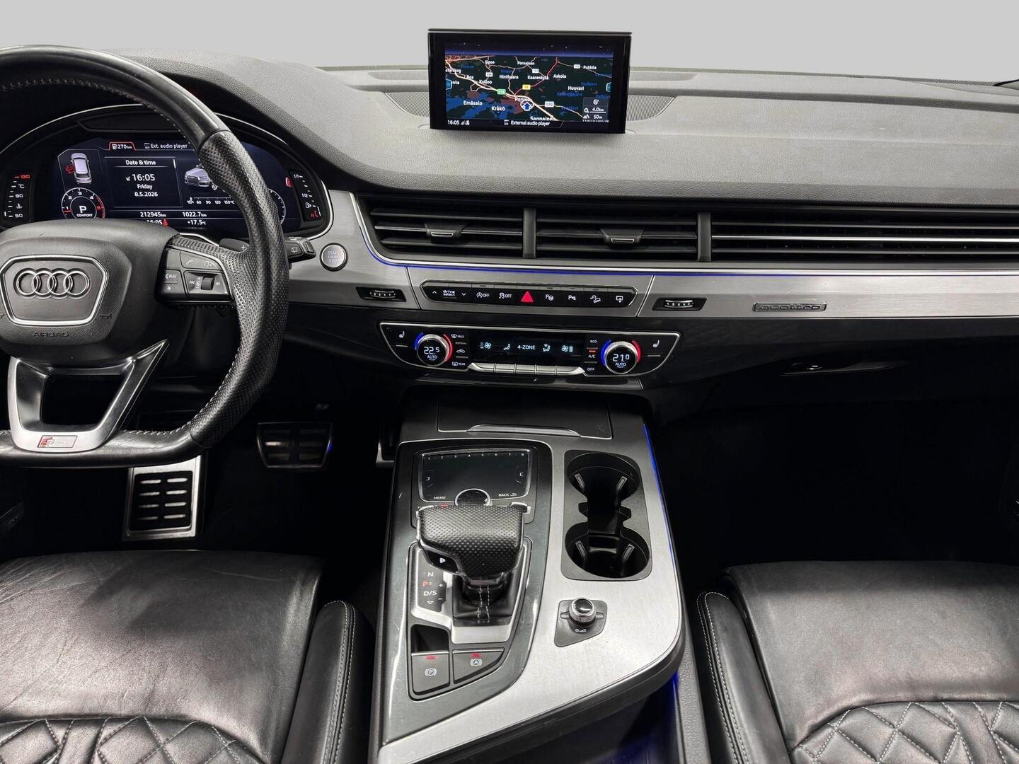 AUDI Q7 2017
