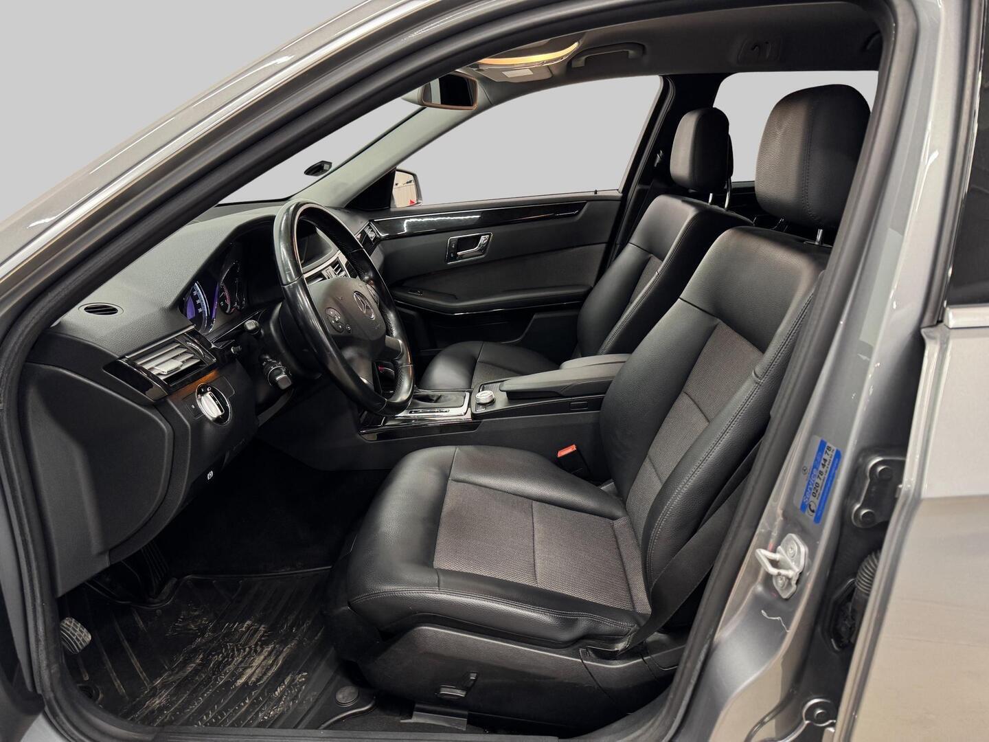 MERCEDES-BENZ E 2010