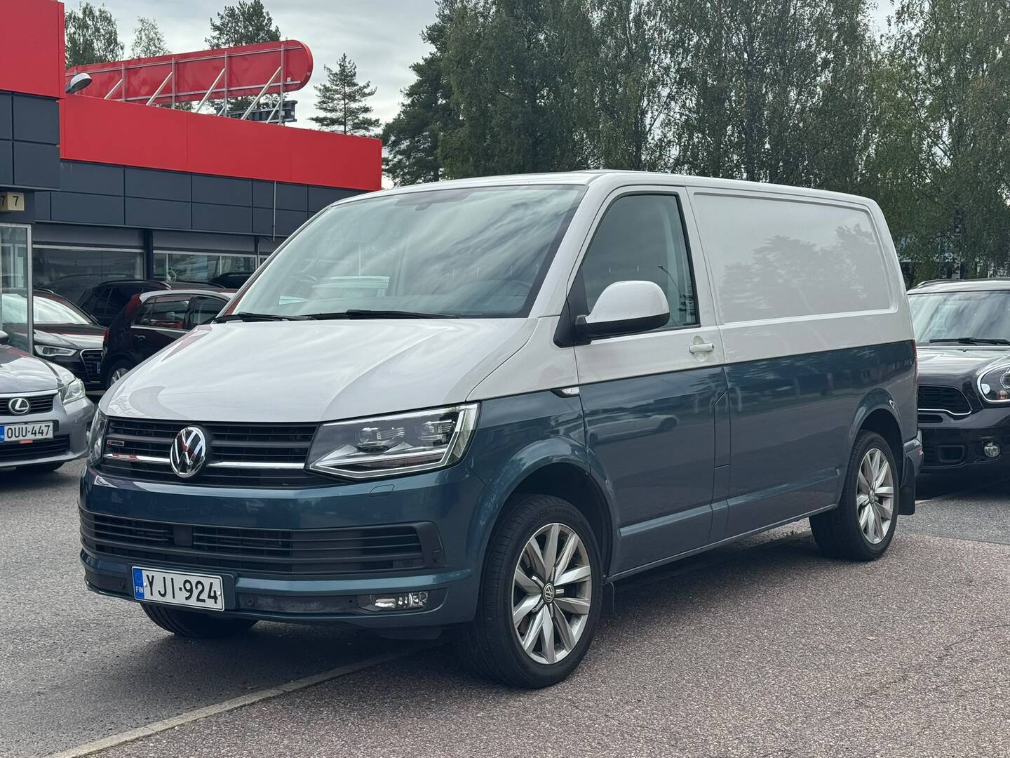 VOLKSWAGEN Transporter 2017
