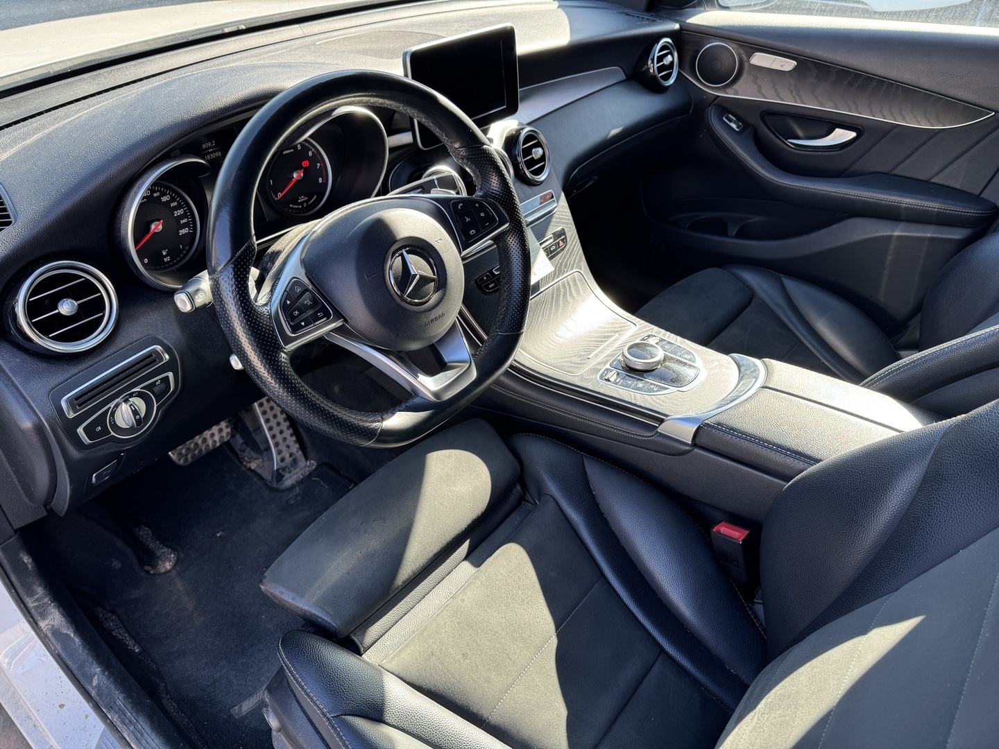 MERCEDES-BENZ GLC 2018