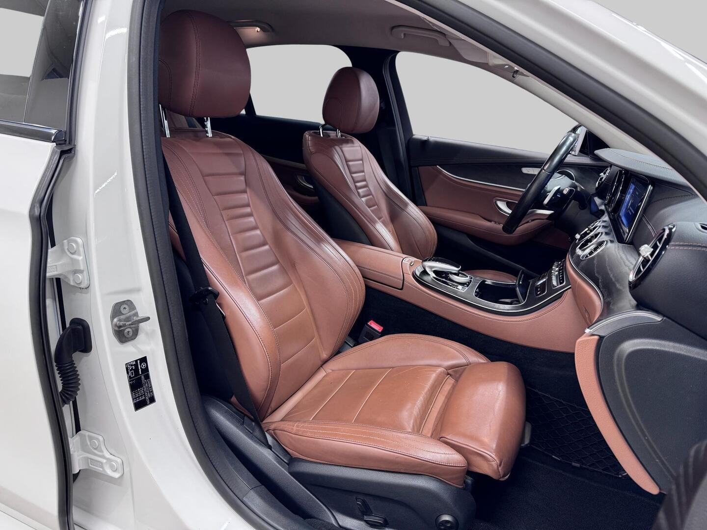 MERCEDES-BENZ E 2018