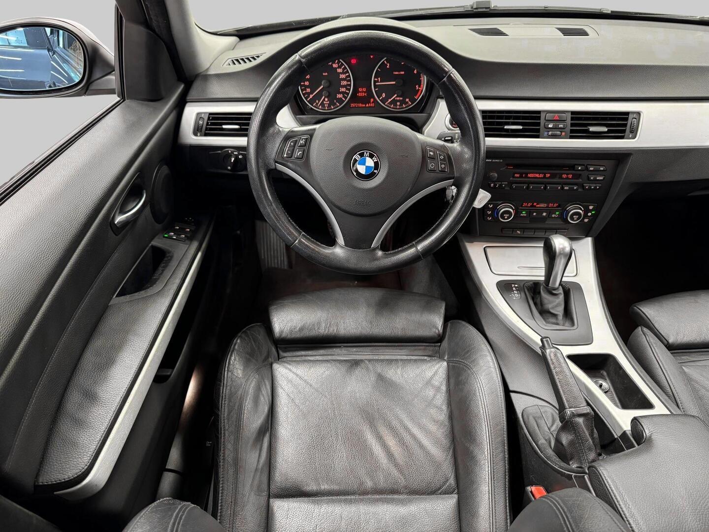 BMW 320 2007