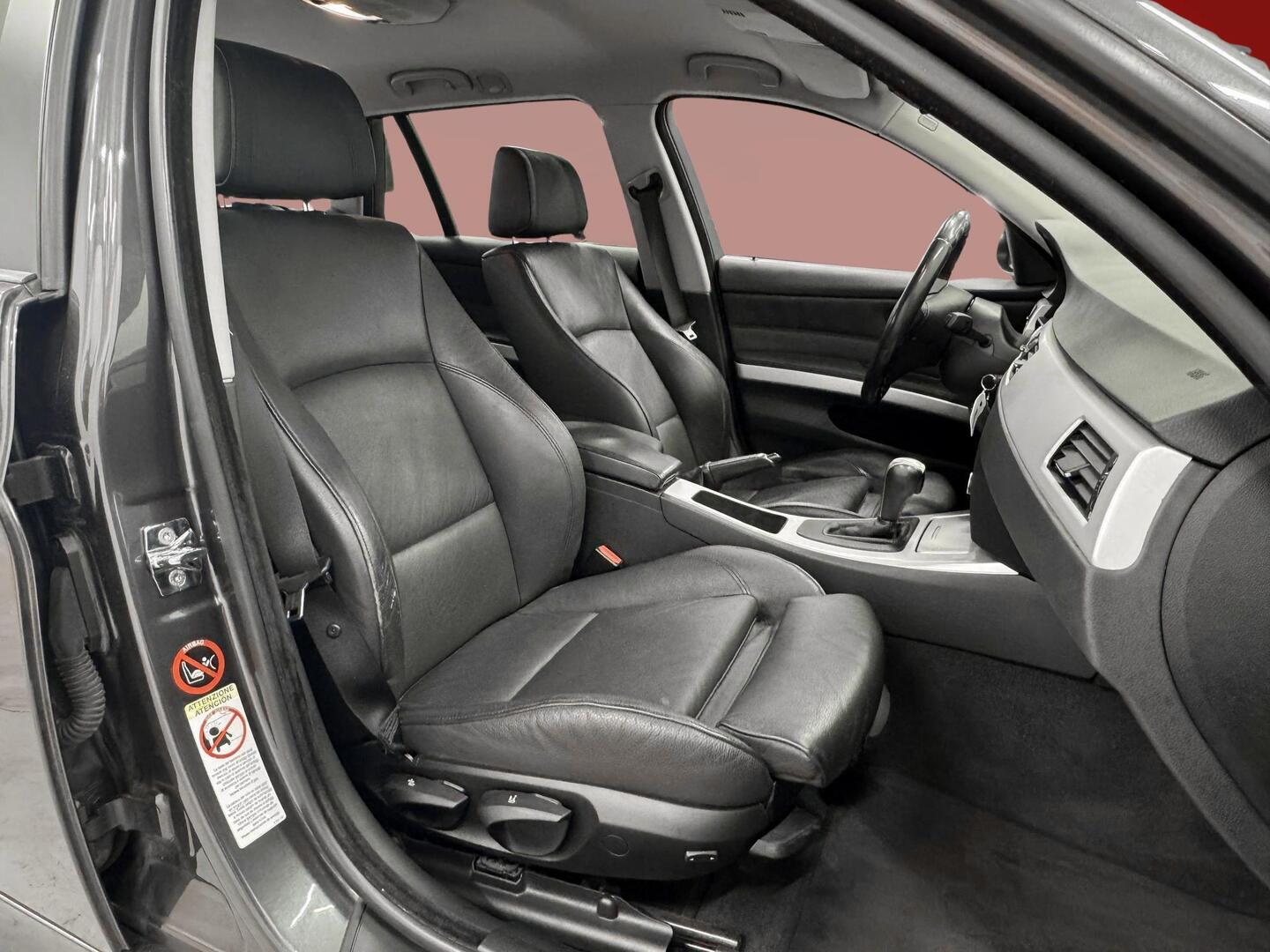BMW 320 2007