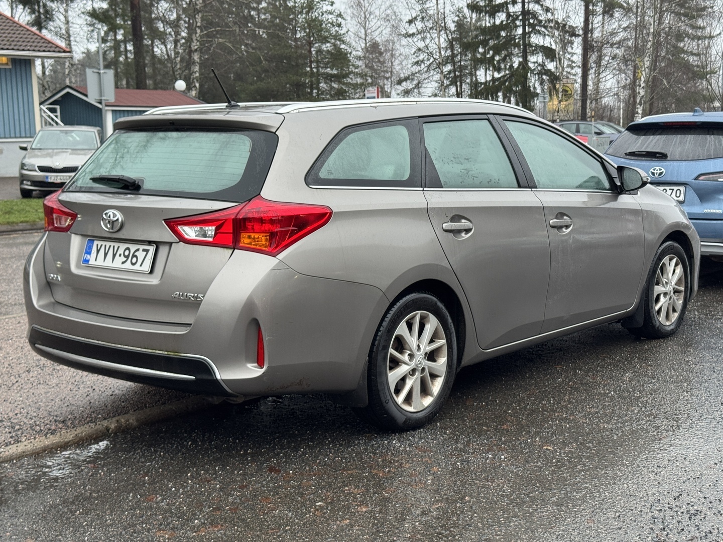 TOYOTA Auris 2013