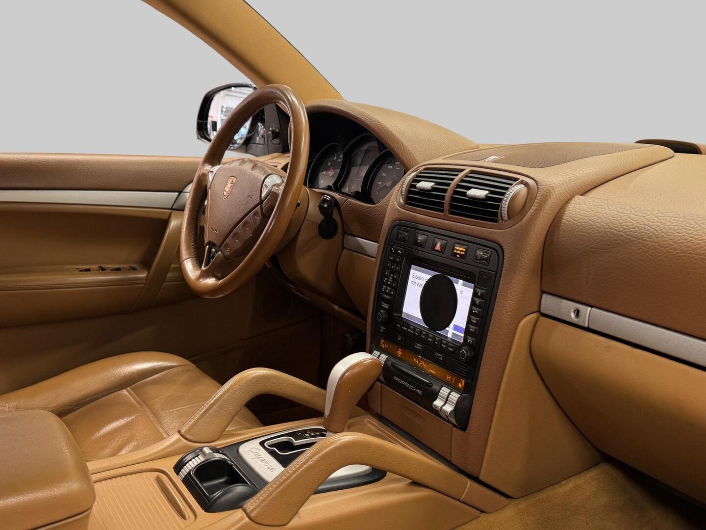 PORSCHE Cayenne 2006