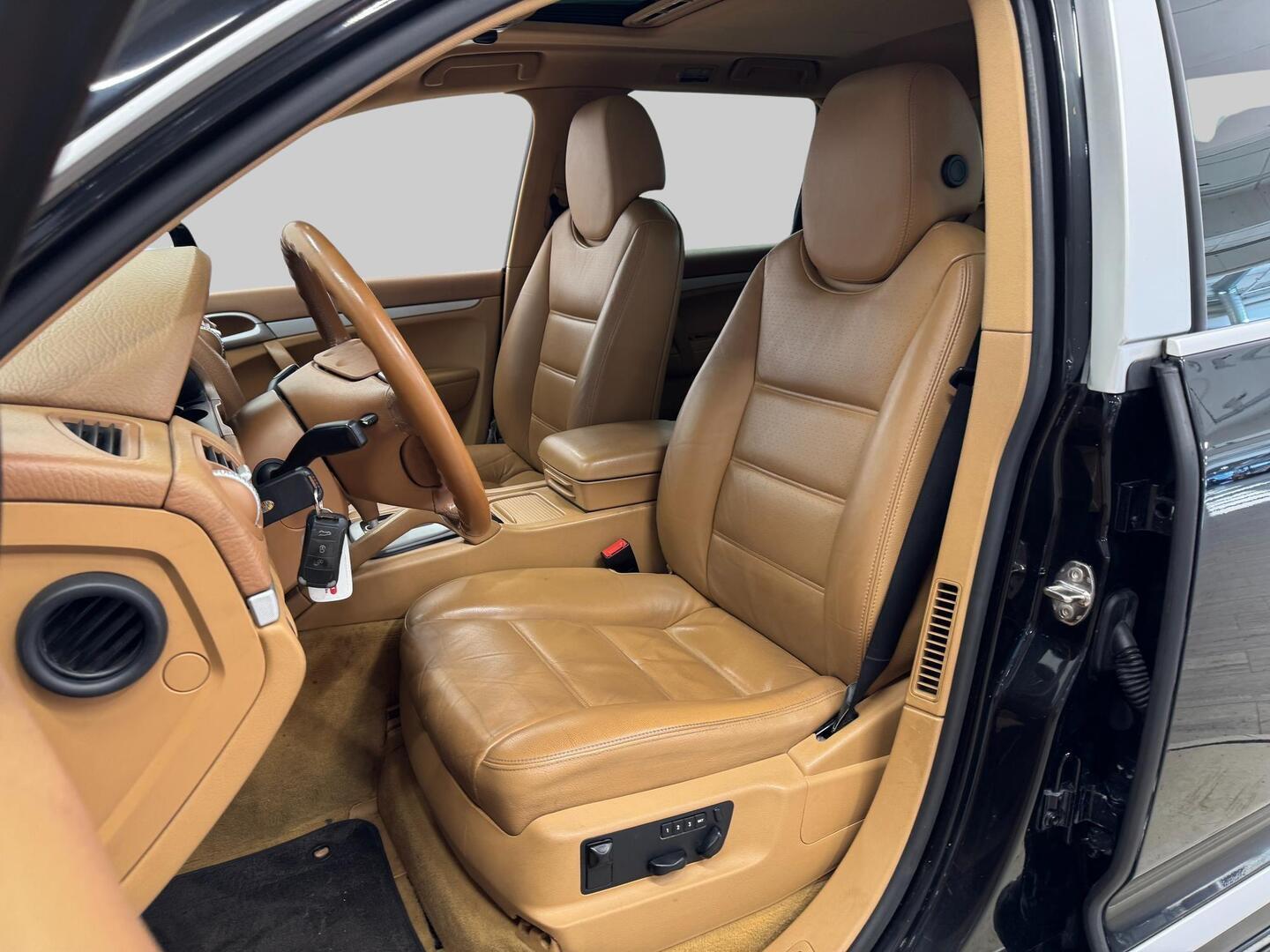 PORSCHE Cayenne 2006