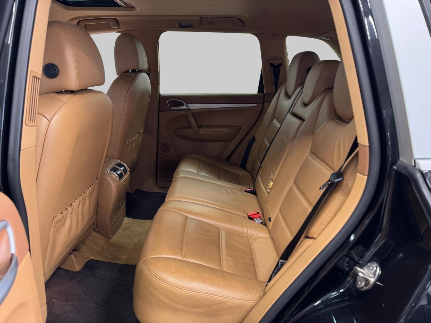 PORSCHE Cayenne 2006