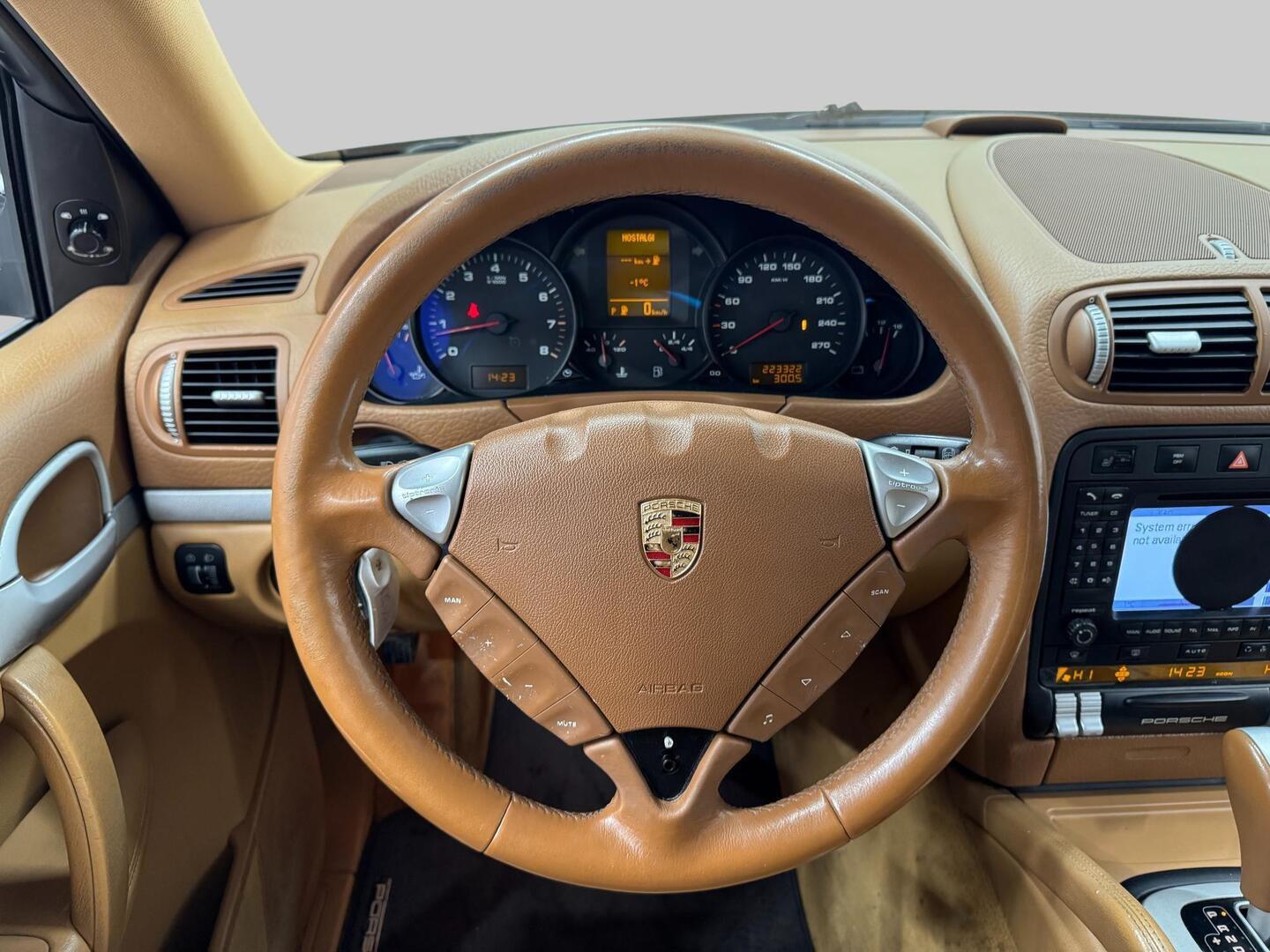 PORSCHE Cayenne 2006