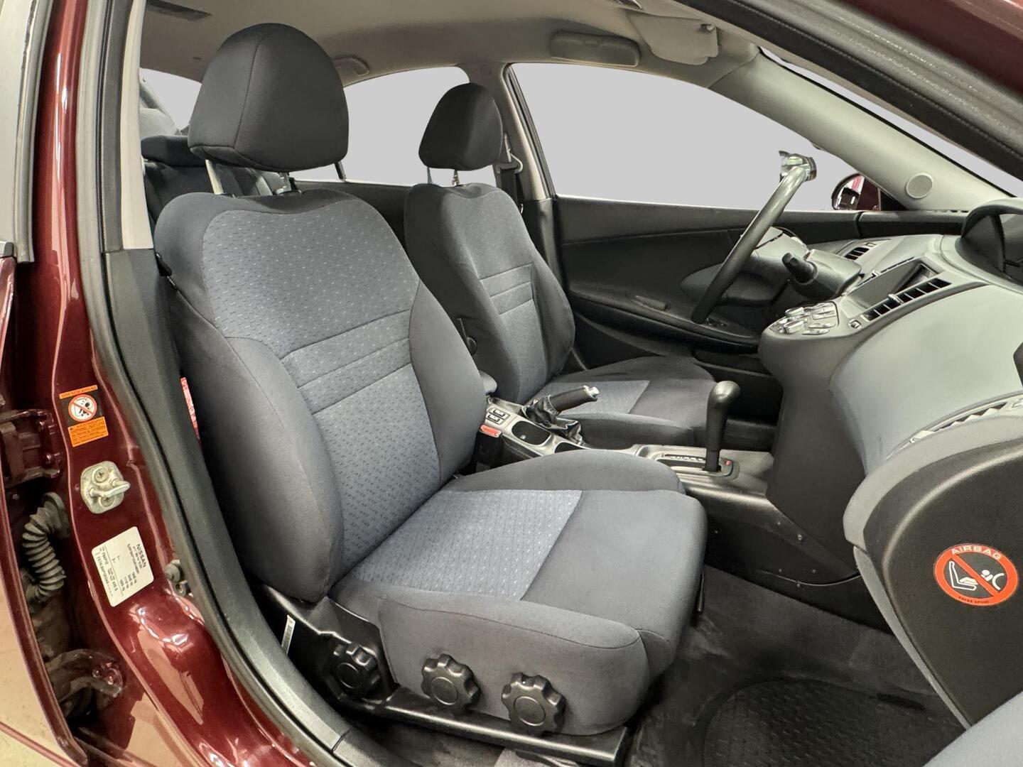 NISSAN Primera 2004