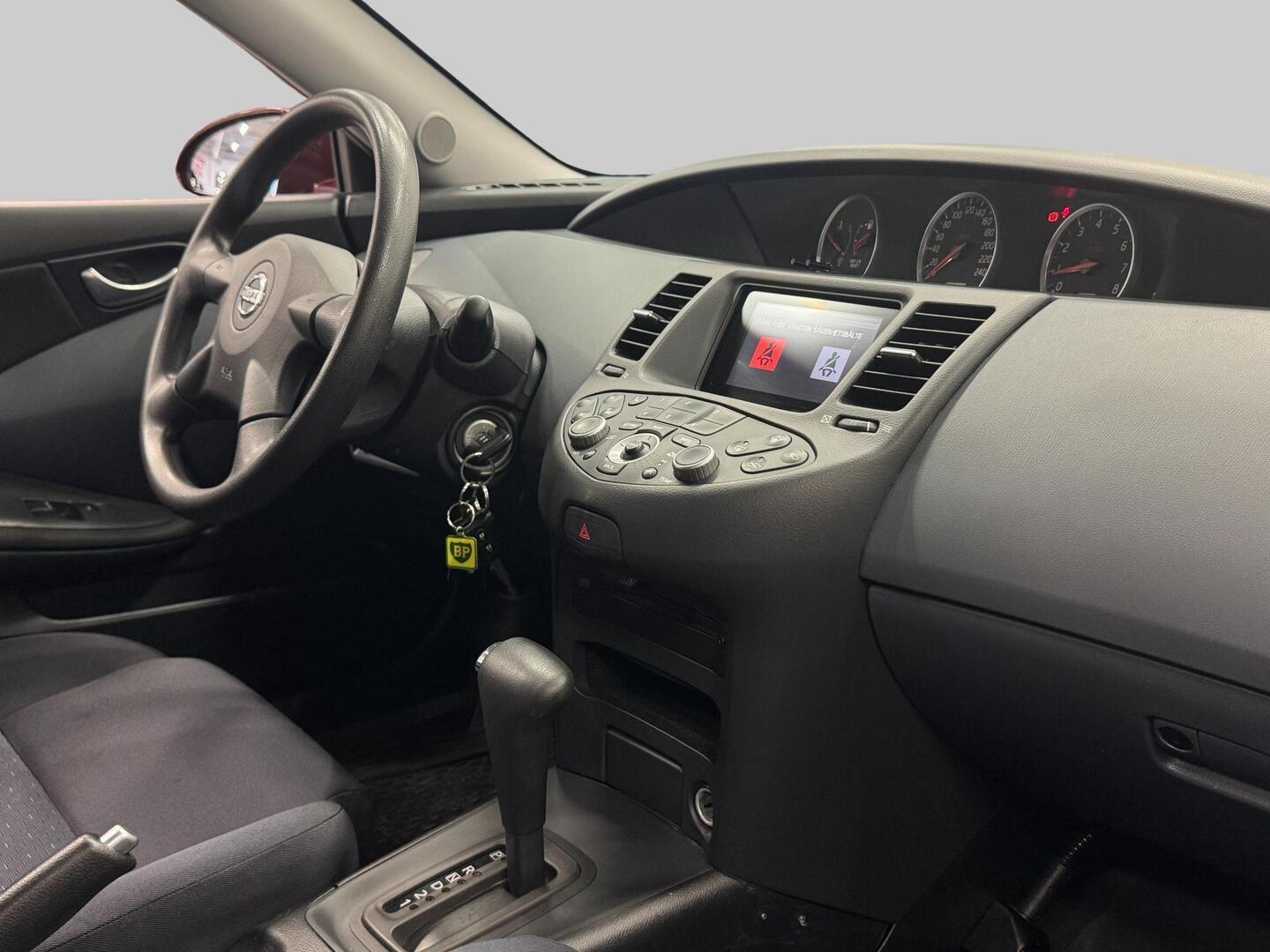 NISSAN Primera 2004