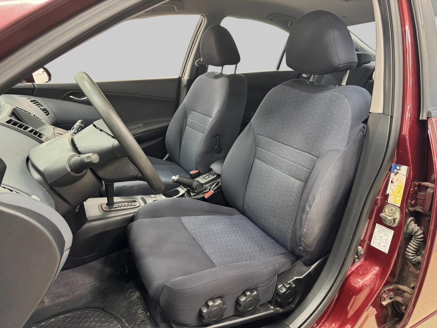 NISSAN Primera 2004