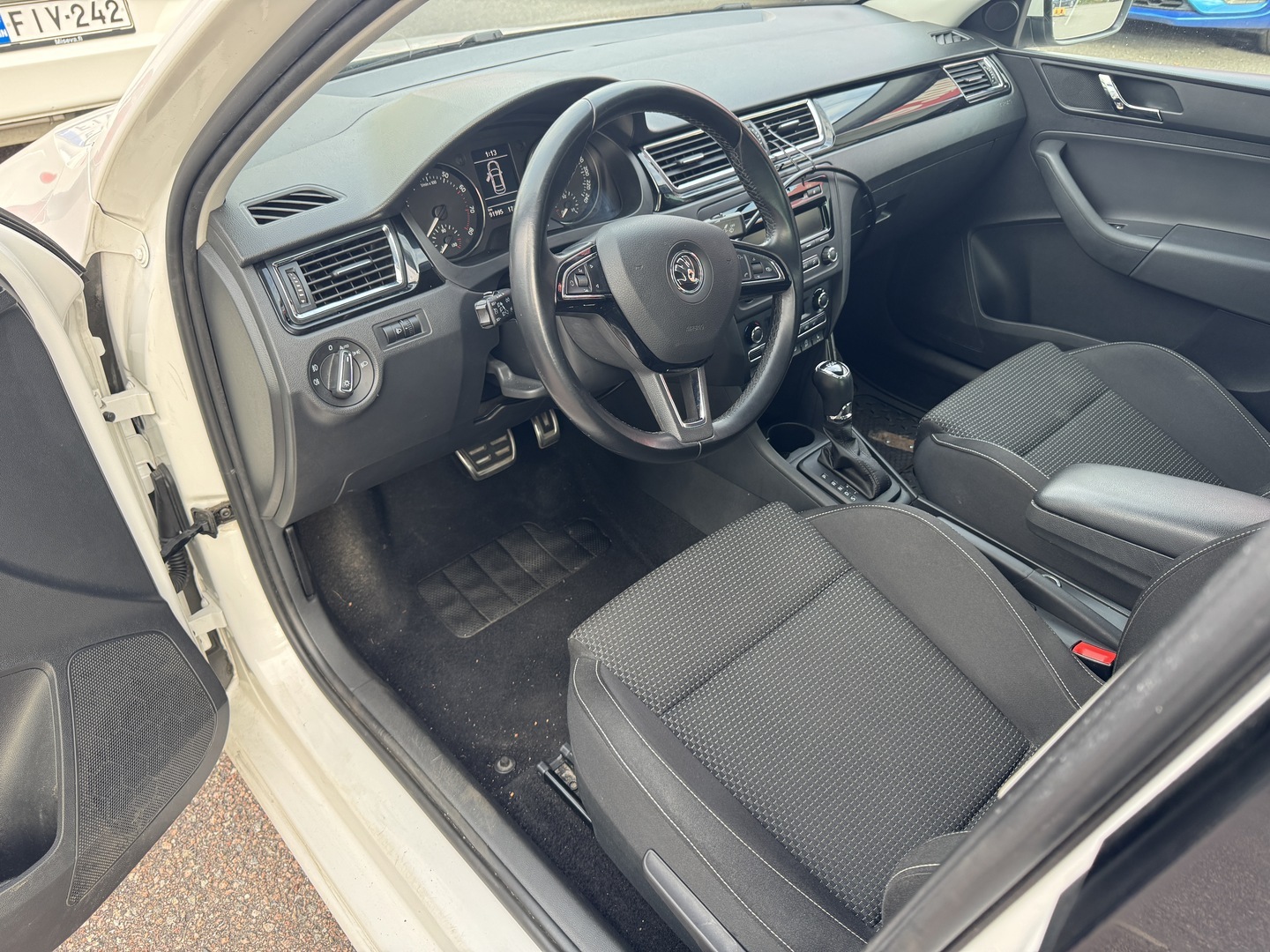 SKODA Rapid 2015