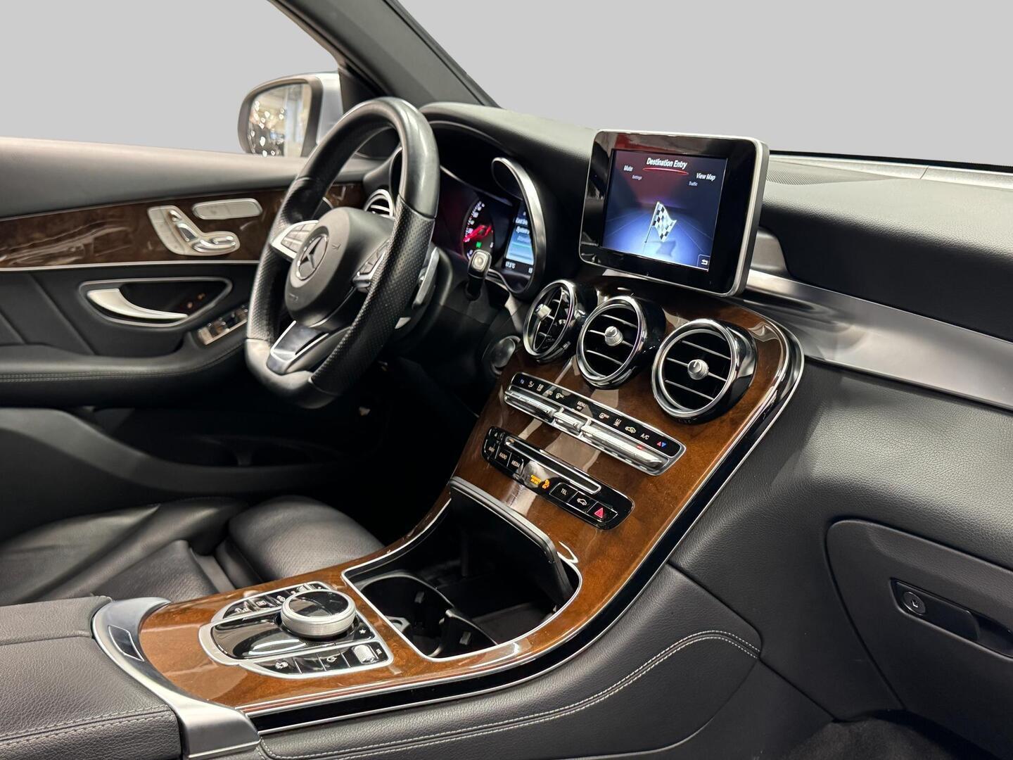 MERCEDES-BENZ GLC 2017