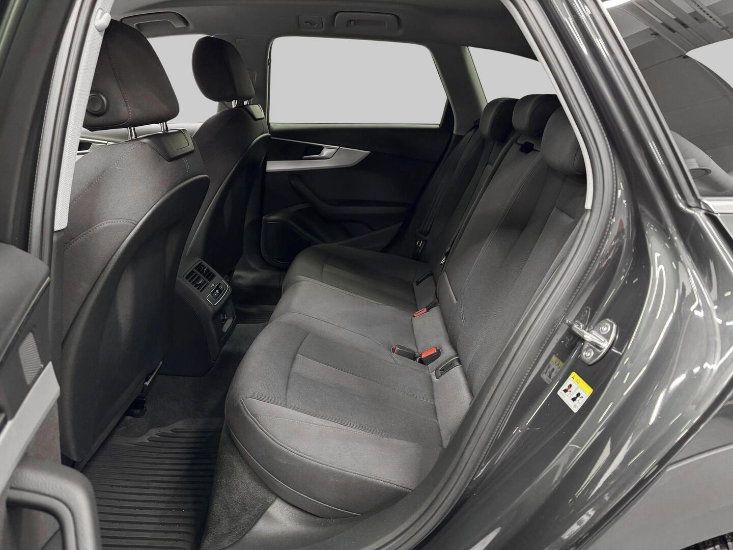 AUDI A4 ALLROAD 2022