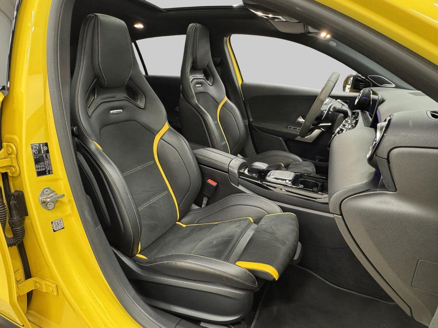 MERCEDES-BENZ A 45 AMG 2022