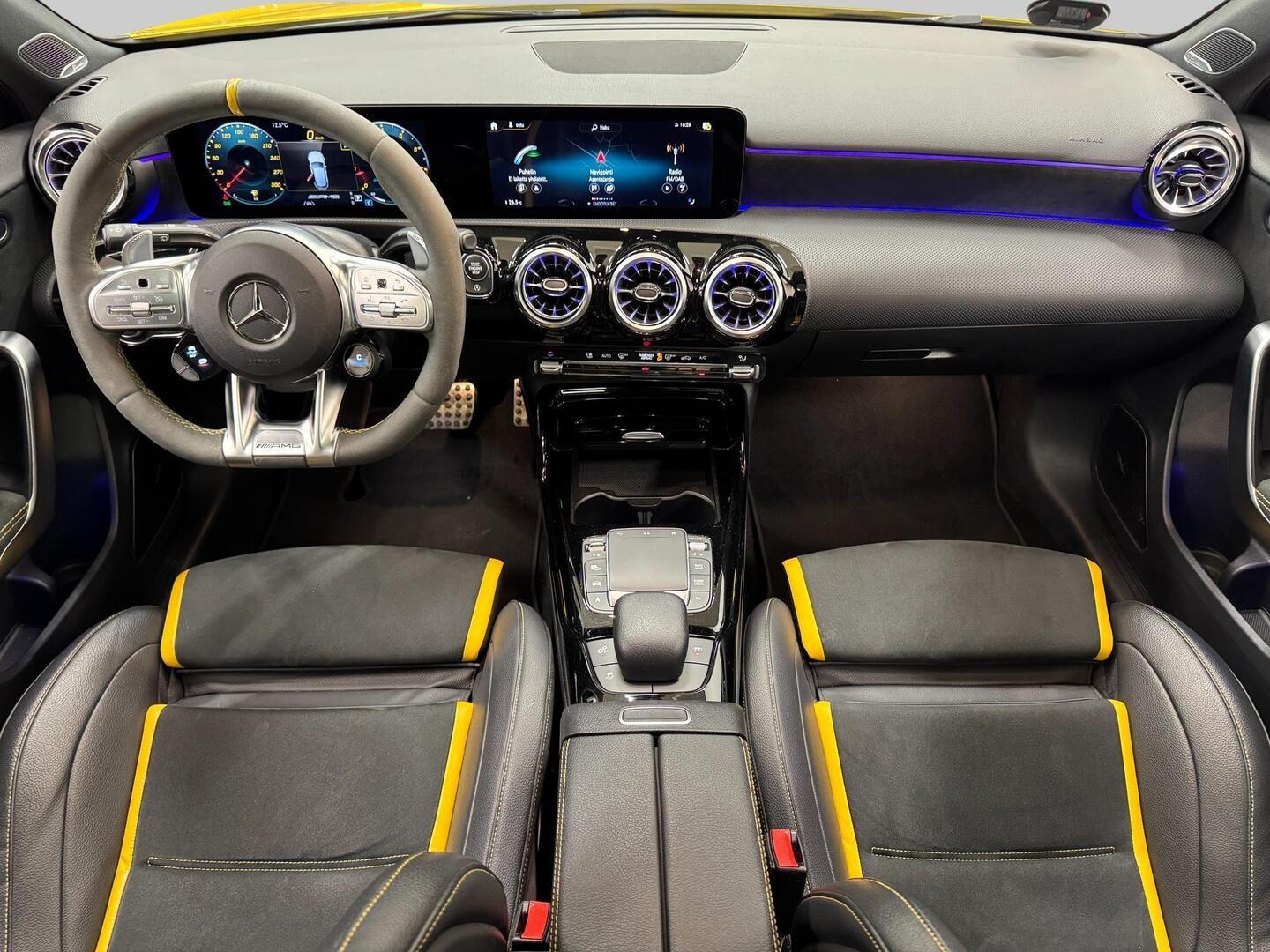 MERCEDES-BENZ A 45 AMG 2022